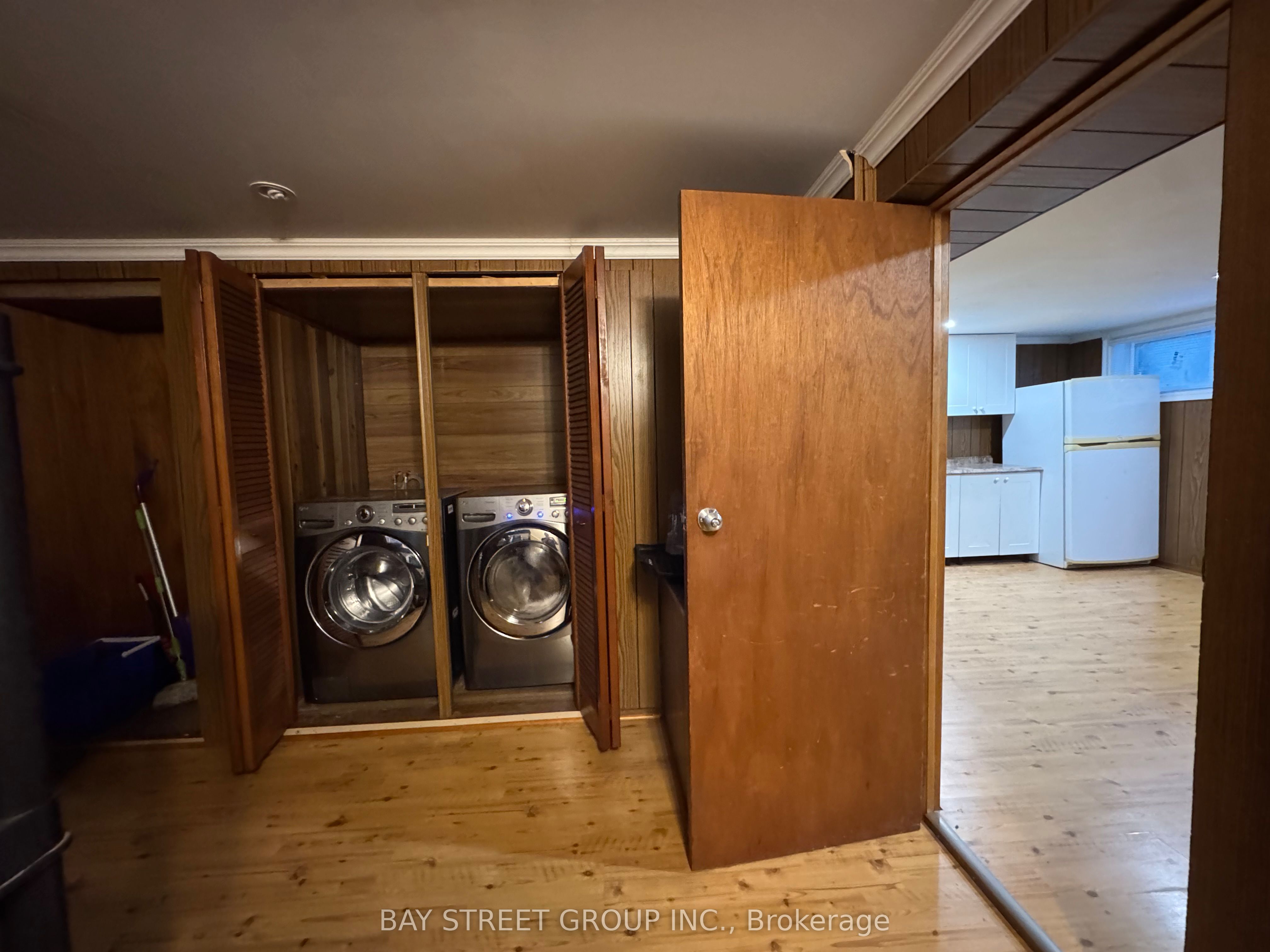 Unit bsmt - 324 Elmwood Avenue, Richmond Hill 3