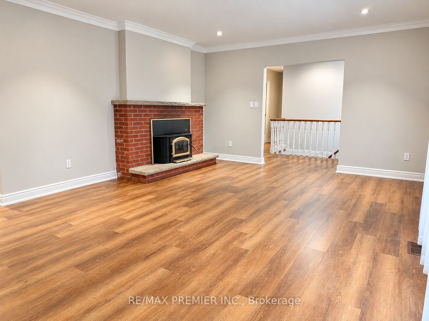 3350 18th Side Road, King 5