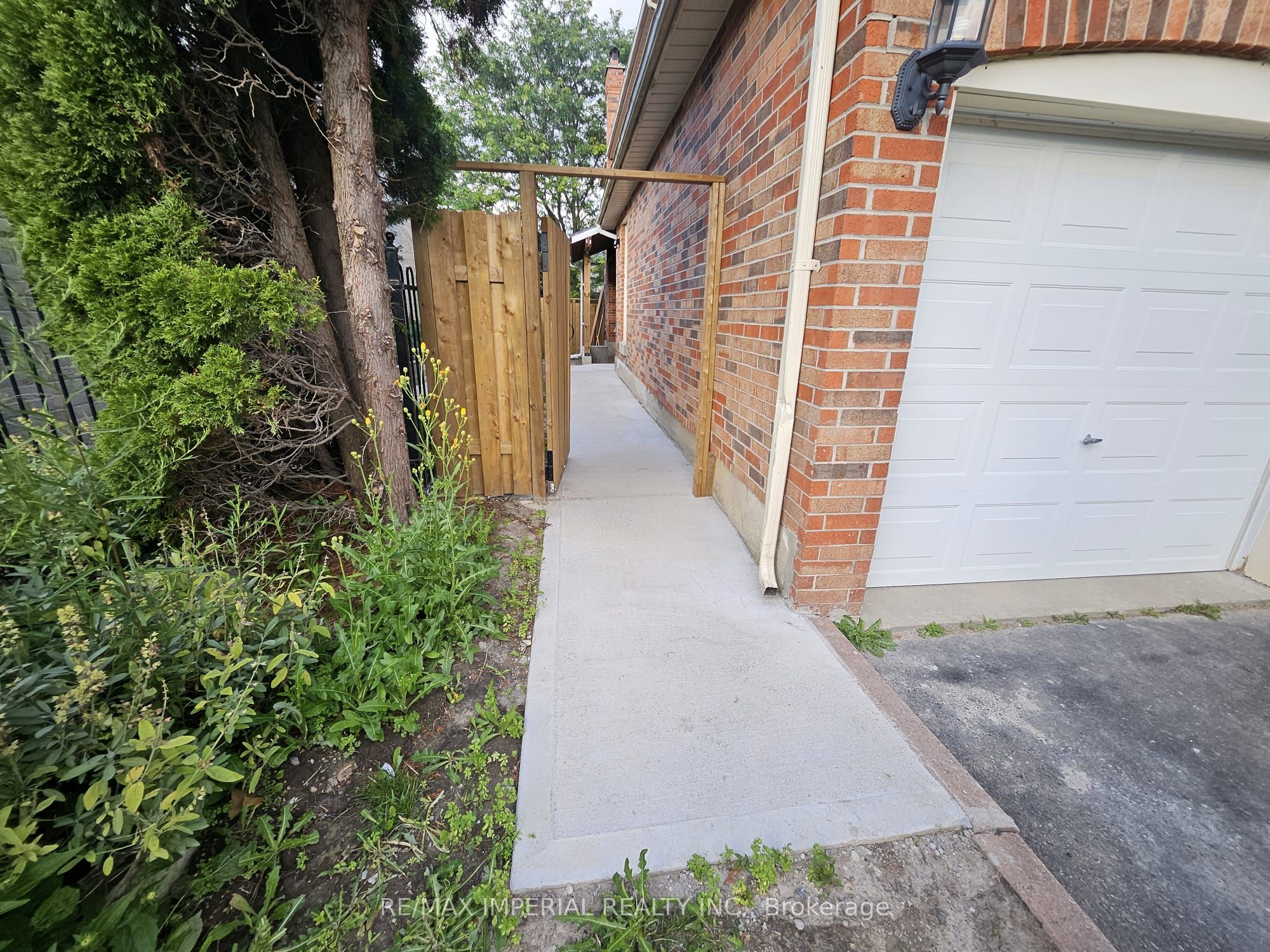 Unit Basement - 37 Stave Crescent, Richmond Hill 5