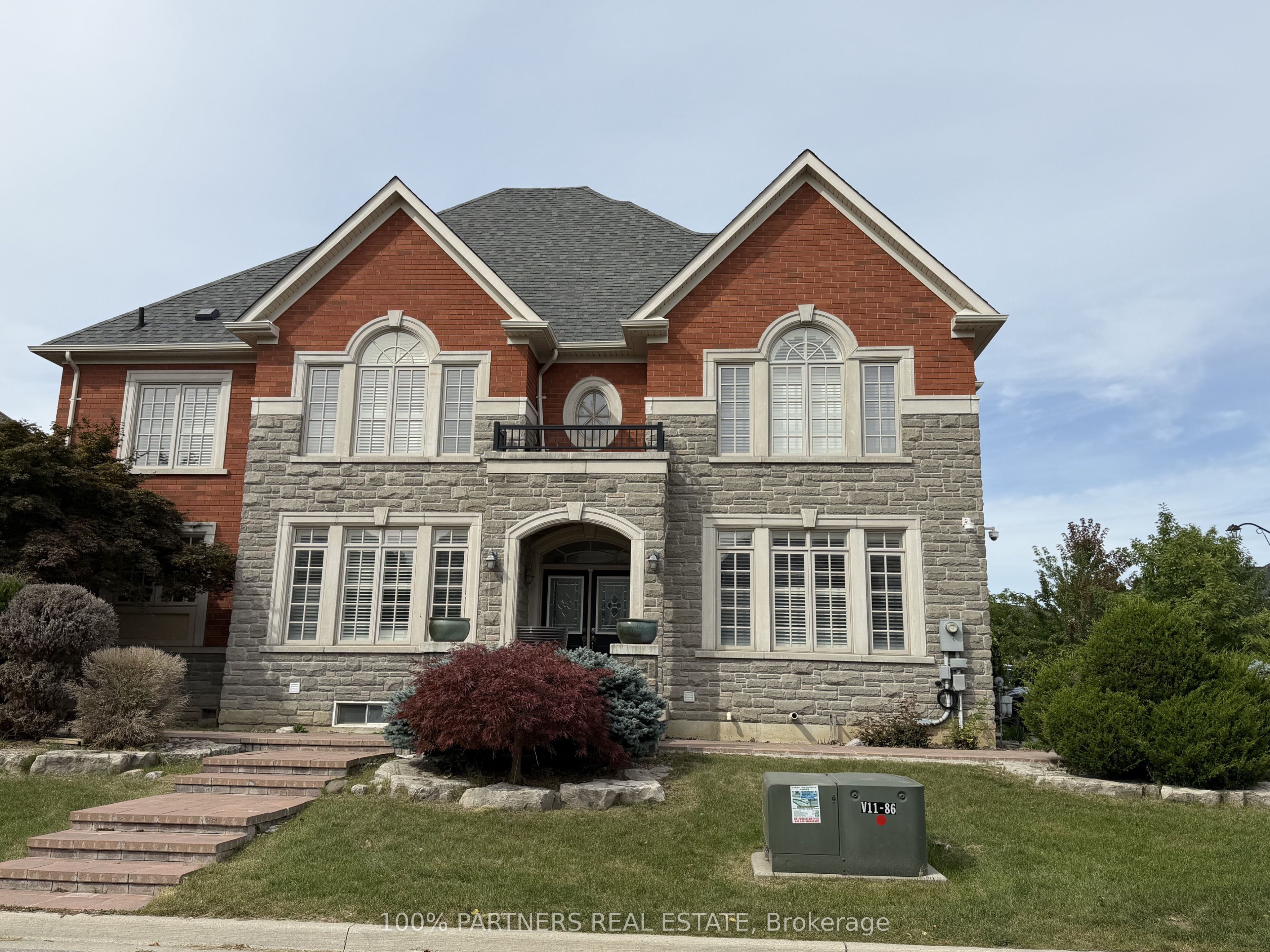 56 Woodvalley Crescent, Vaughan 3