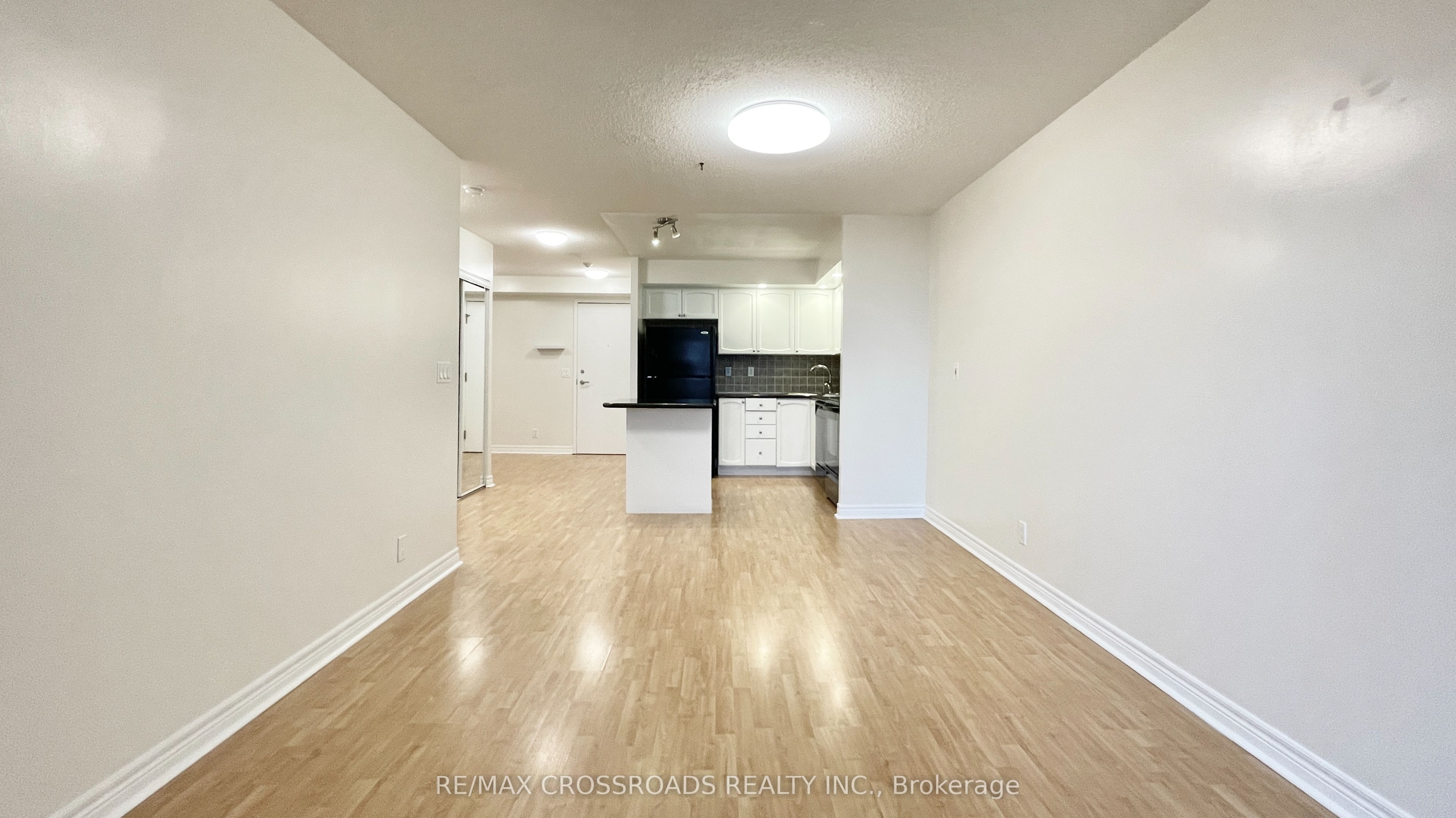 Unit 607 - 33 Cox Boulevard, Markham 3
