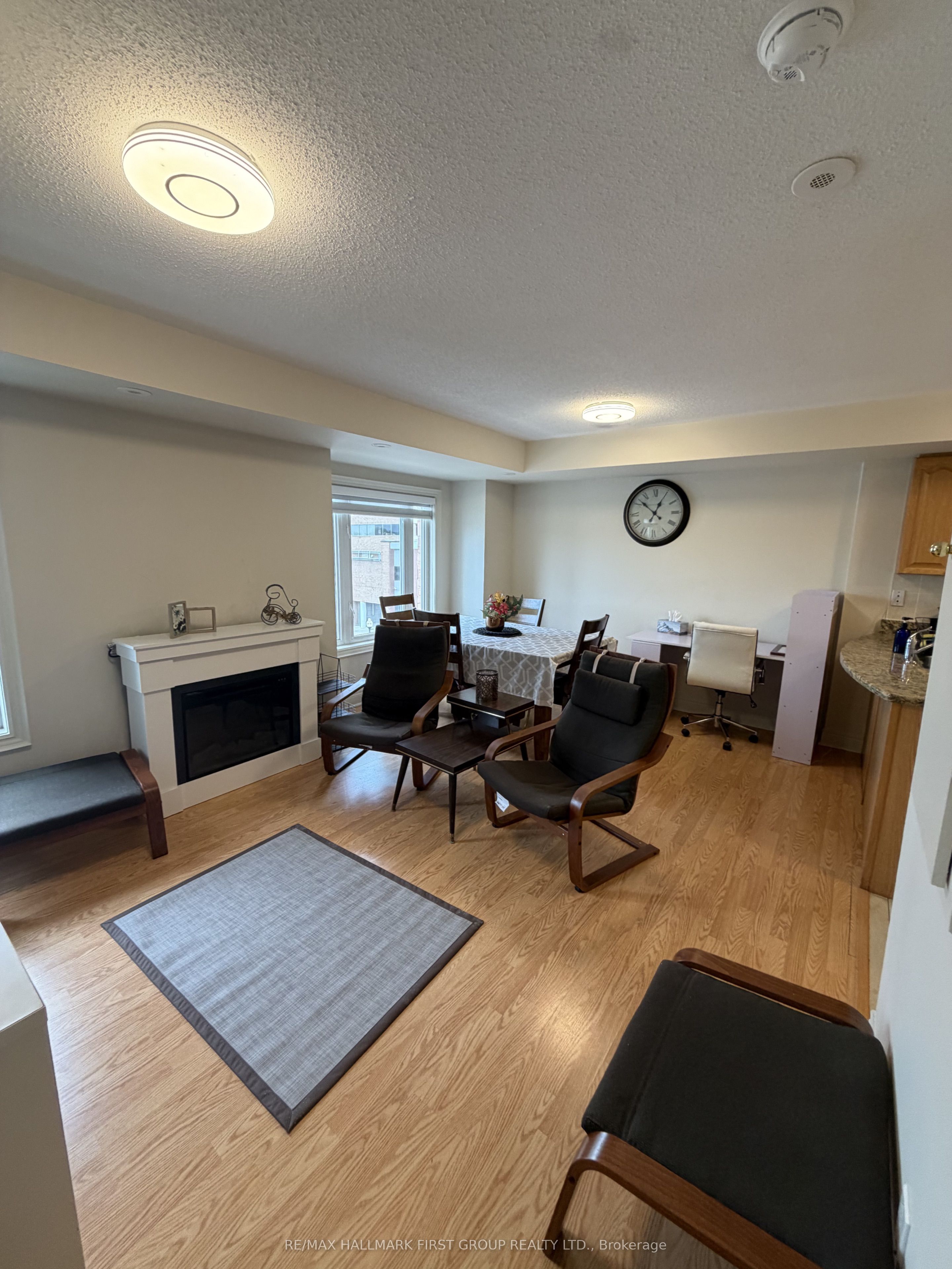 Unit 280 - 306 John Street, Markham 2