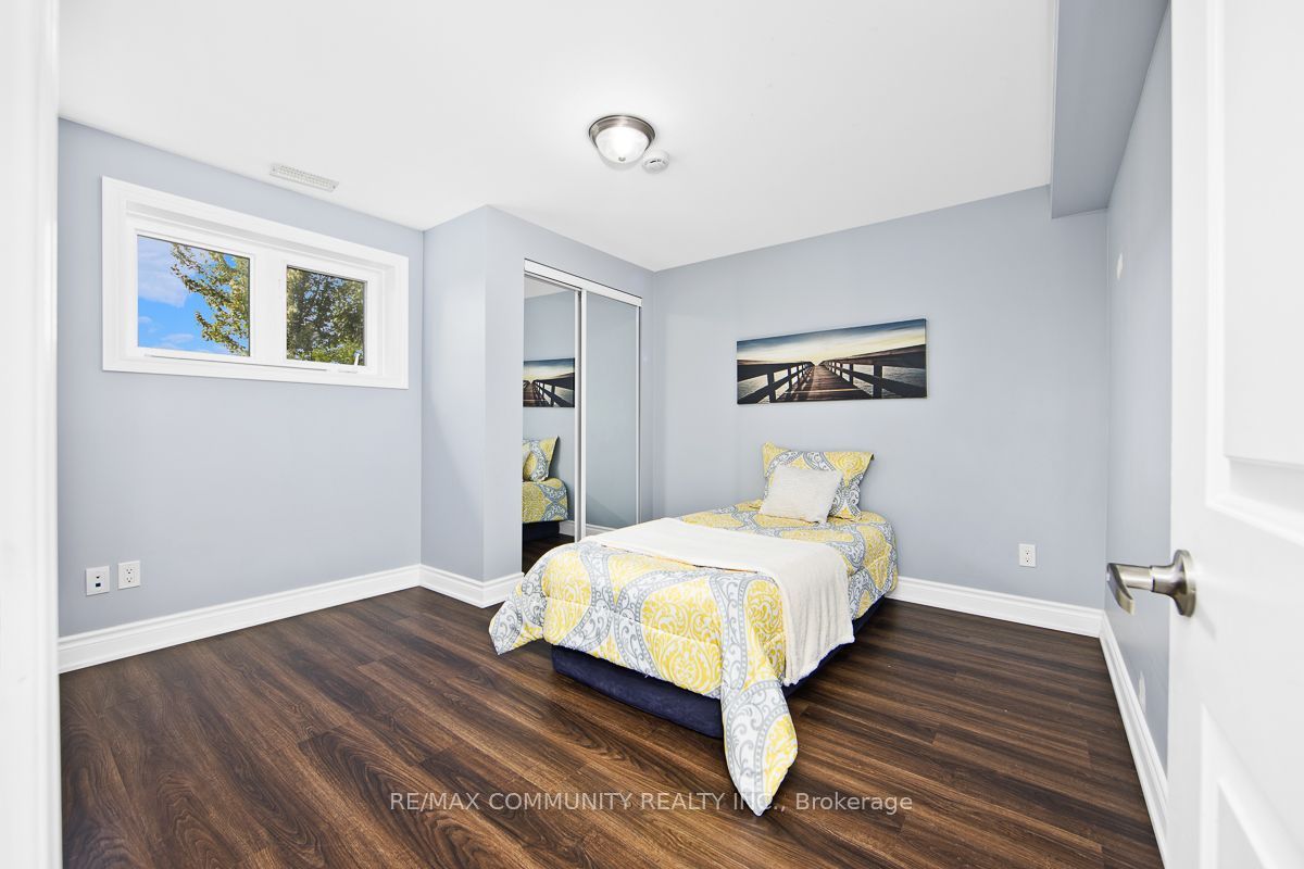 Unit Basement - 58 Clamerten Road, Whitchurch-Stouffville 5