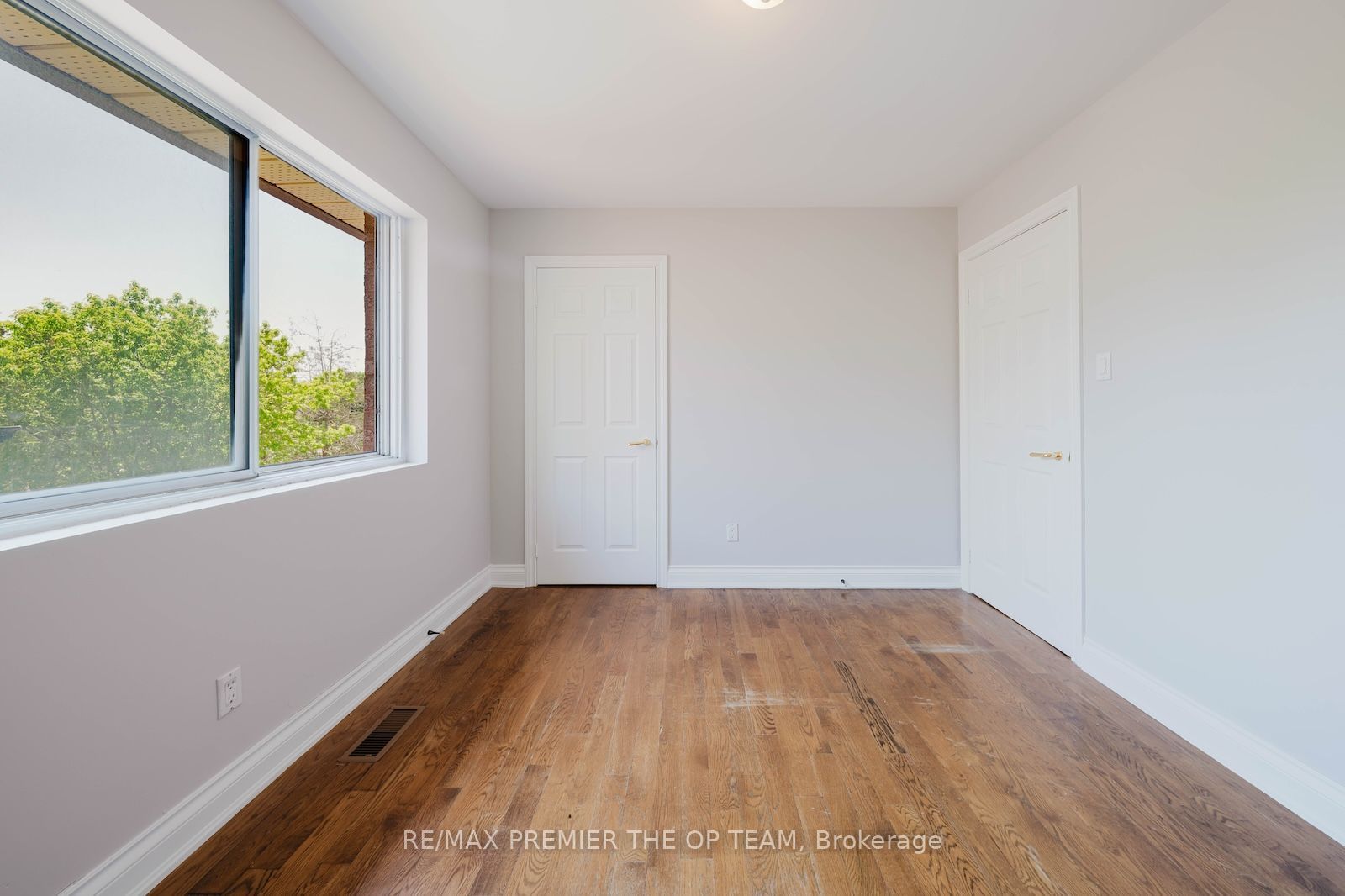 Unit Upper - 7930 Kipling Avenue, Vaughan 5