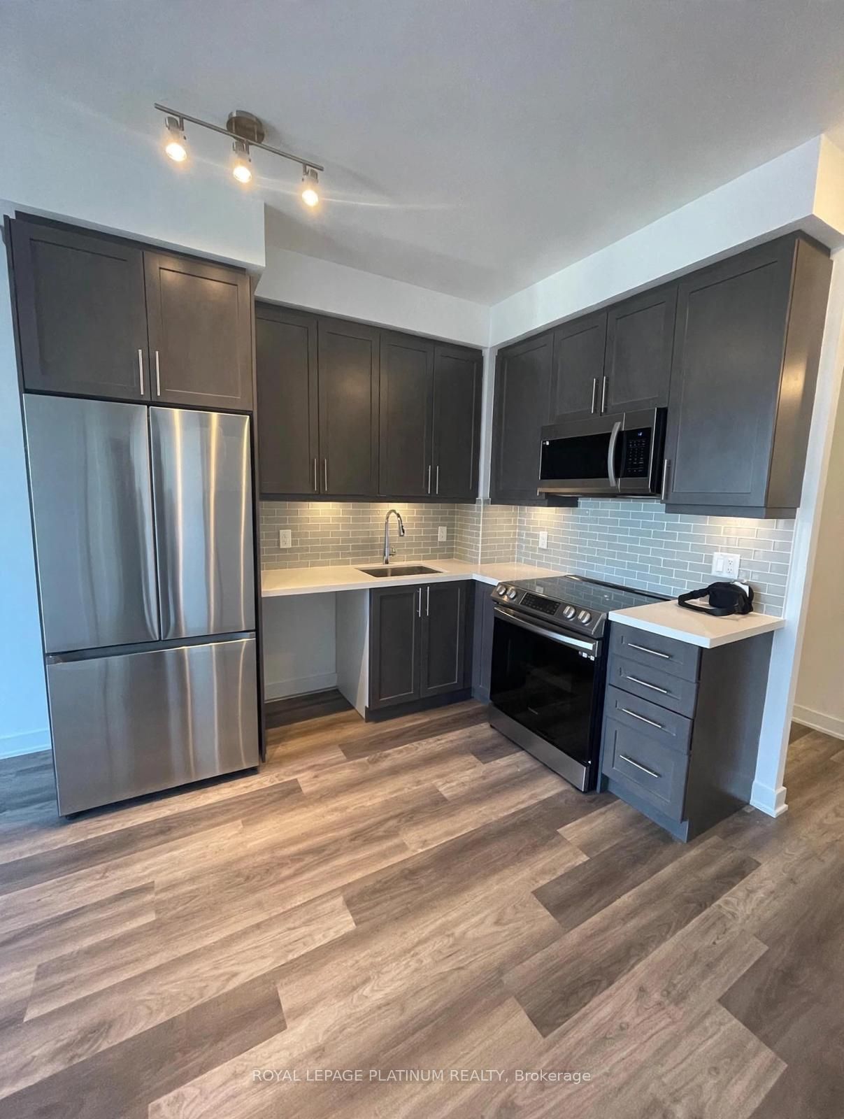 Unit 2802 - 105 Oneida Crescent, Richmond Hill 5