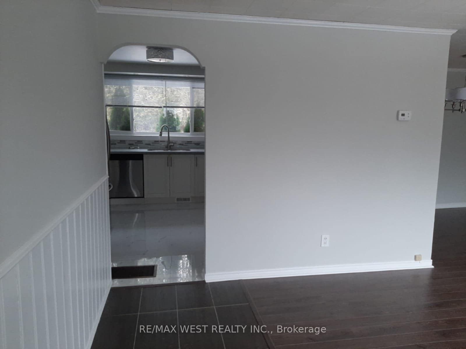 Unit Main Floor - 336 Ontario Street, Newmarket 3