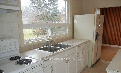 41 Westwood Lane, Richmond Hill 5