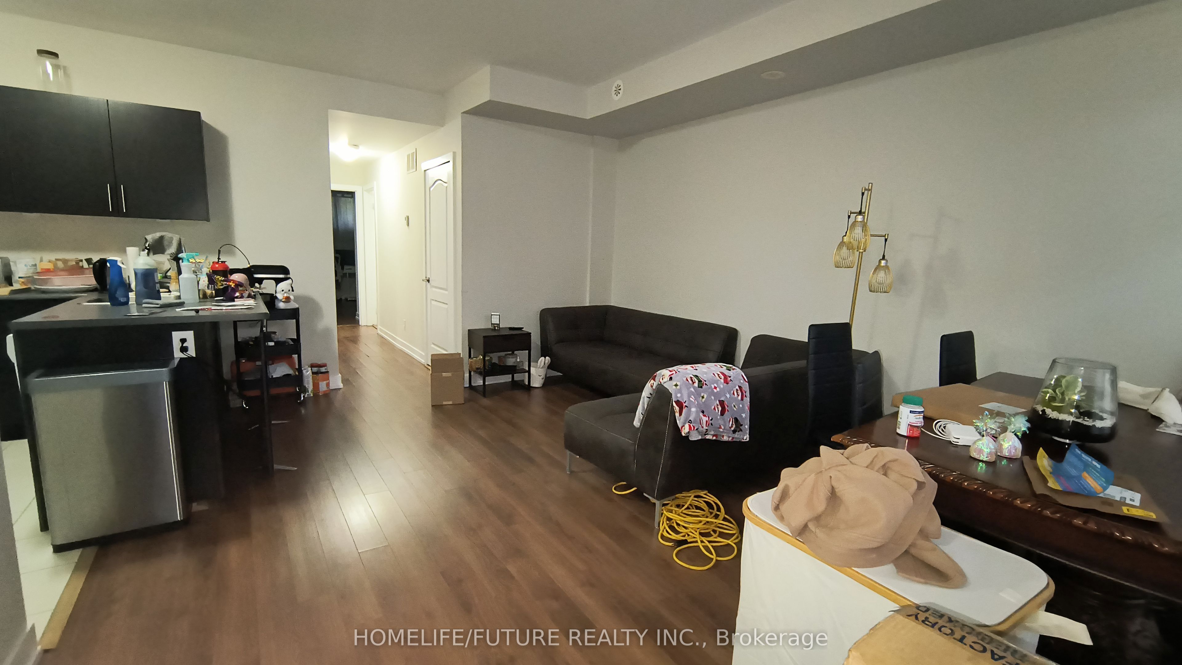 Unit 621 - 50 Dunsheath Way, Markham 3