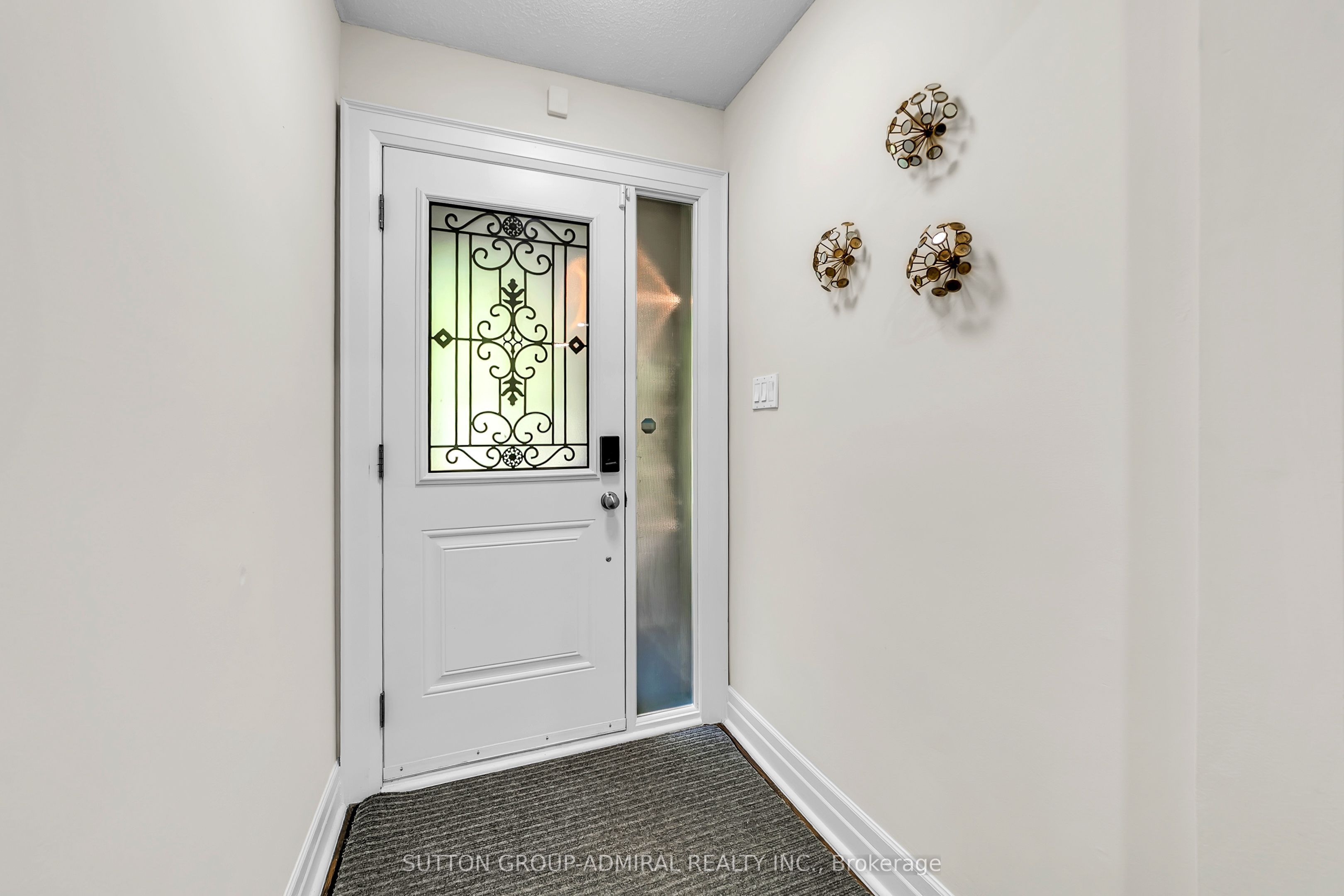 37 Gretman Crescent, Markham 4