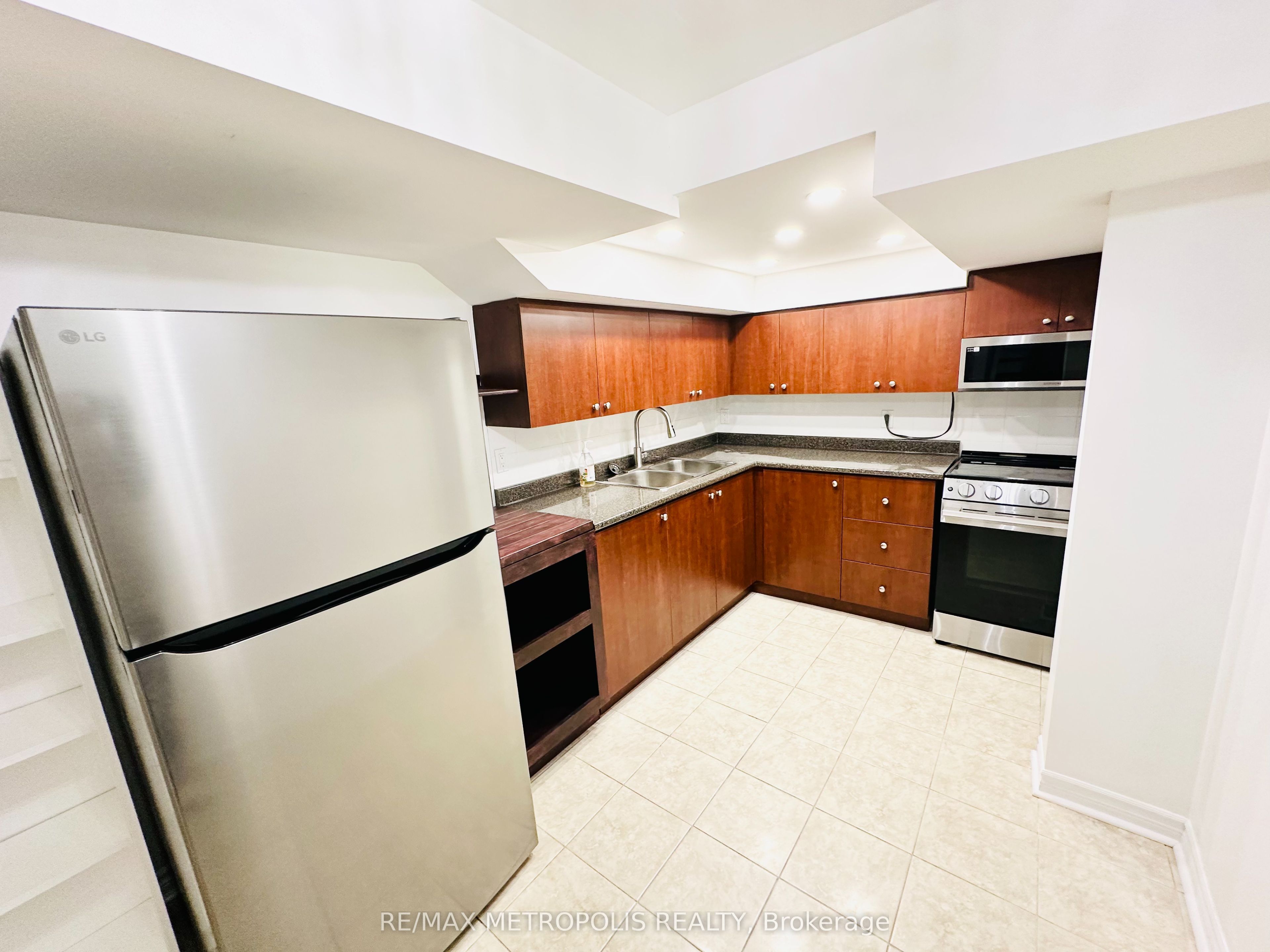Unit Basement - 6 Wahba Way, Markham 5