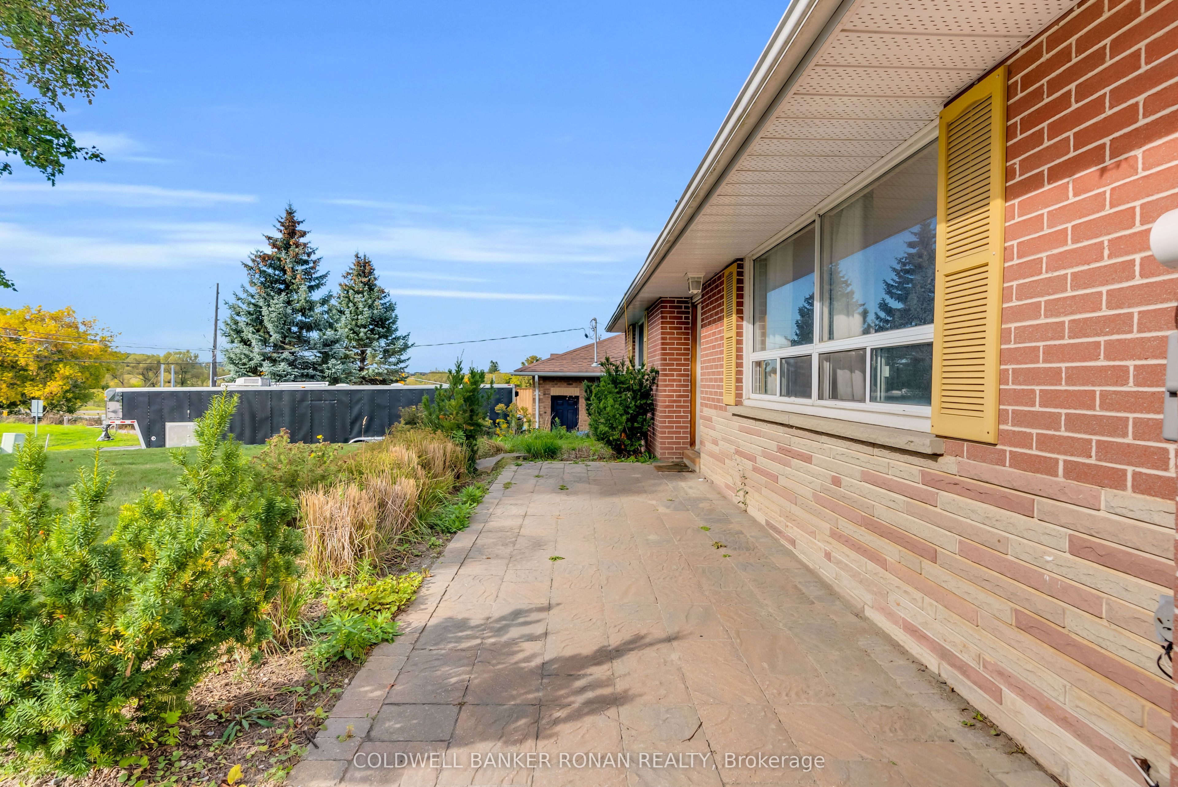 506 Main Street, King 3