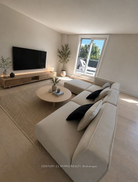 27 Milky Way Drive, Richmond Hill 3