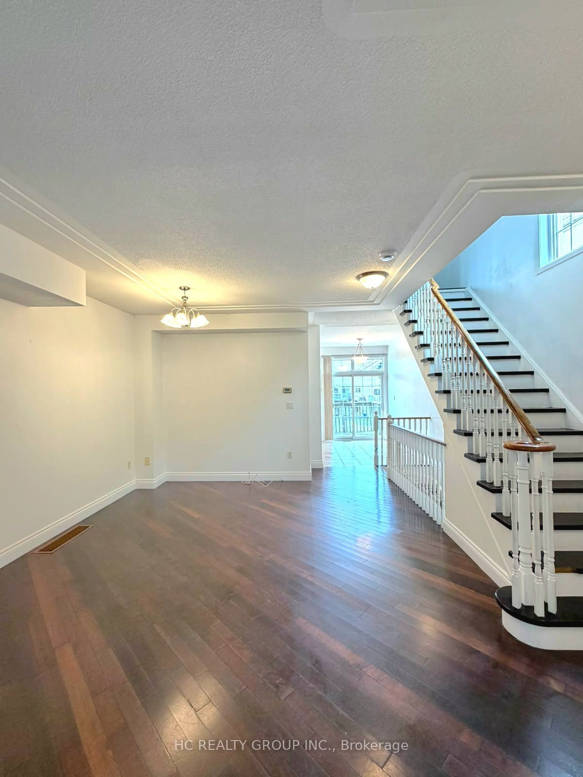 Unit 19 - 10 Post Oak Drive, Richmond Hill 4