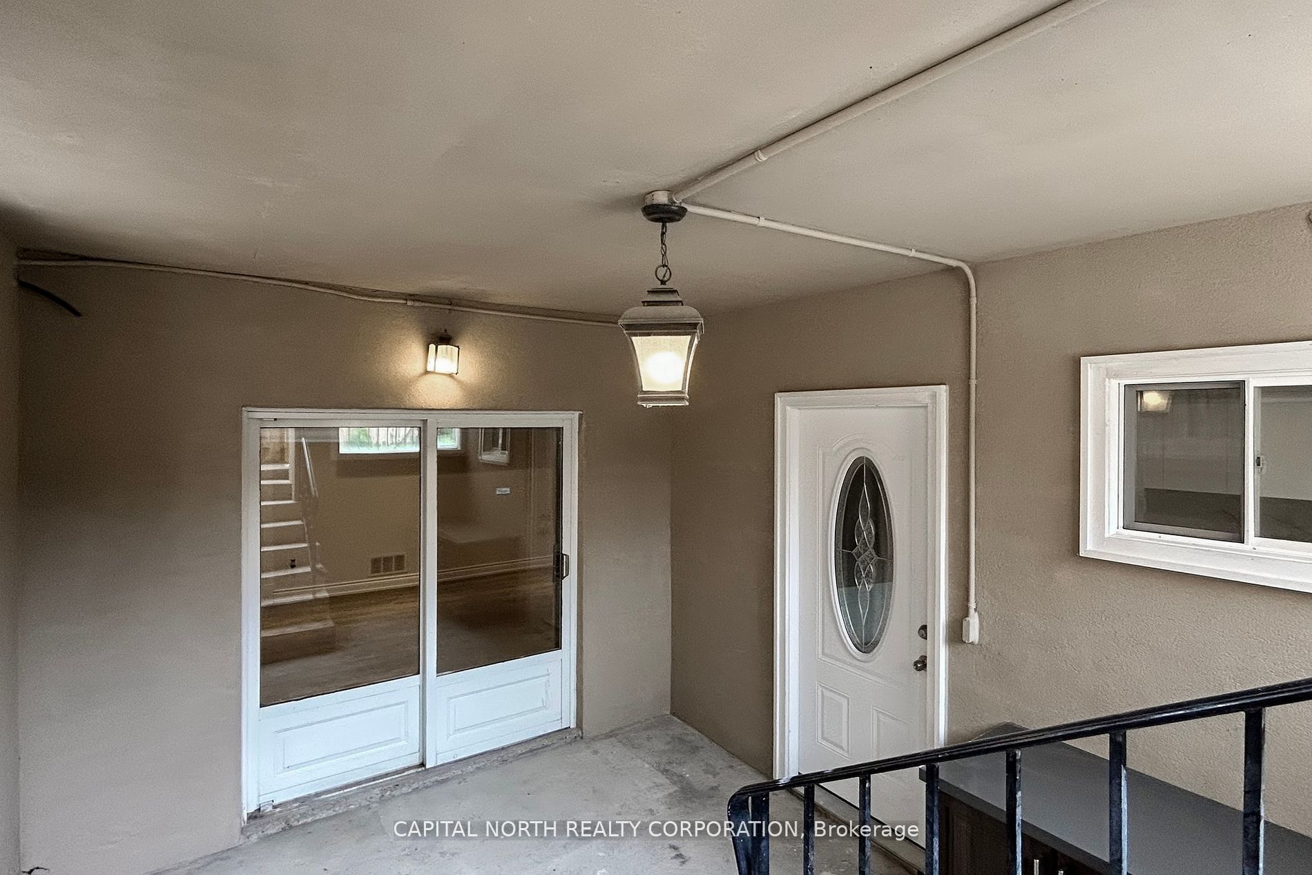 Unit Basement - 54 Winchester Lane, Richmond Hill 3