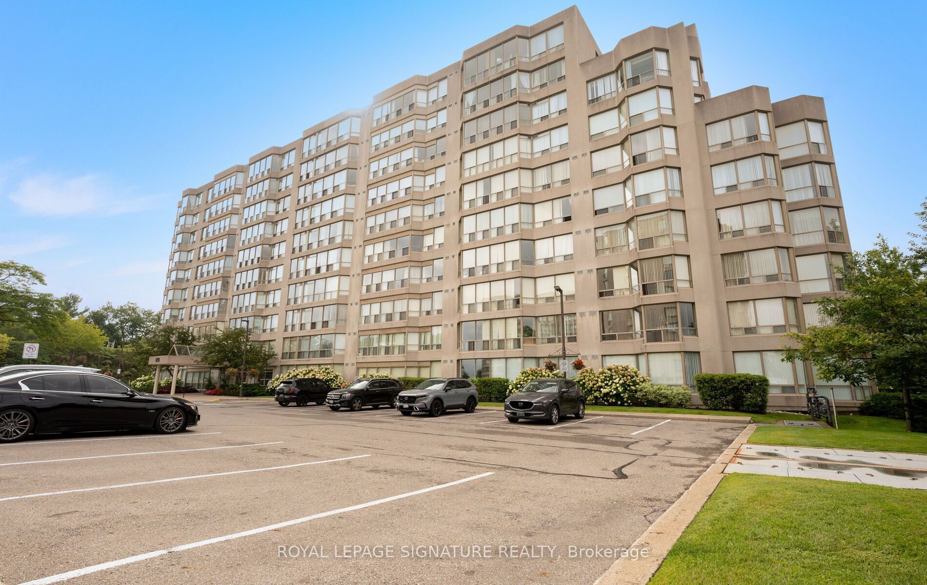 Unit 202 - 175 Cedar Avenue, Richmond Hill 2
