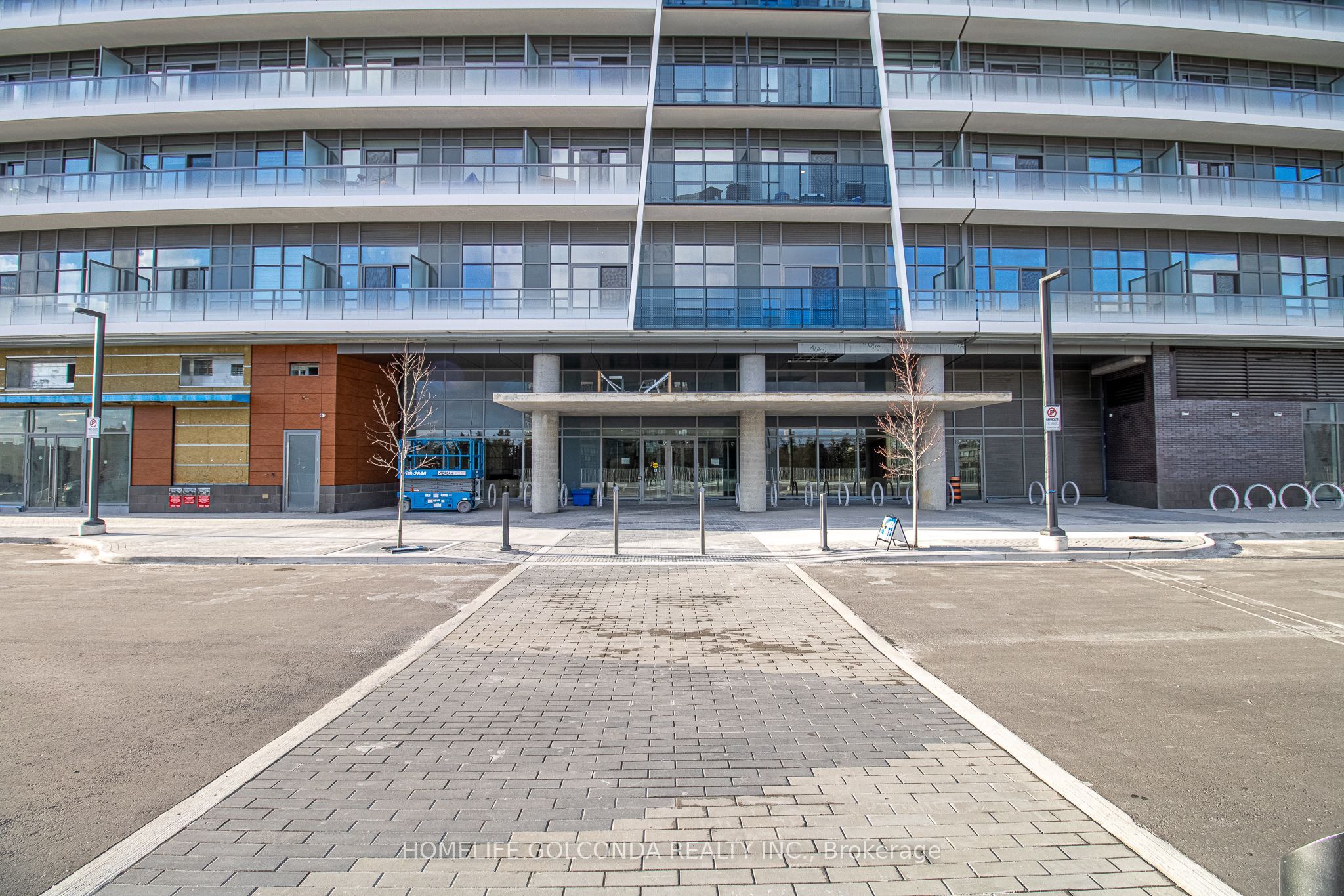 Unit 2507 - 30 upper mall Way, Vaughan 2