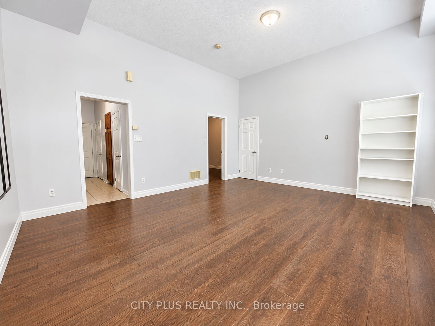 Unit 2 - 2703 Bur Oak Avenue, Markham 4