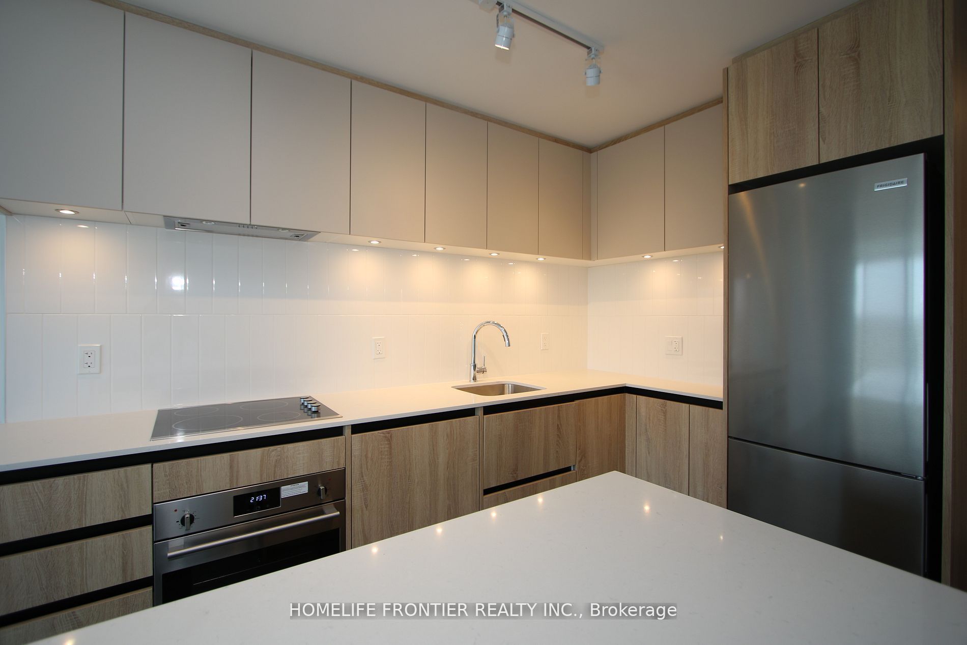 Unit 1009 - 7950 Bathurst Street, Vaughan 5