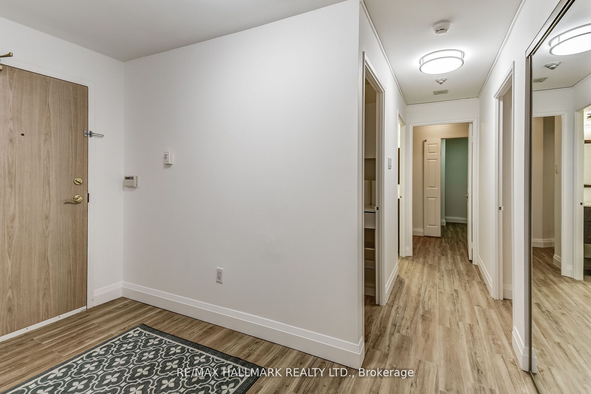 Unit 1211 - 20 Harding Boulevard W, Richmond Hill 5
