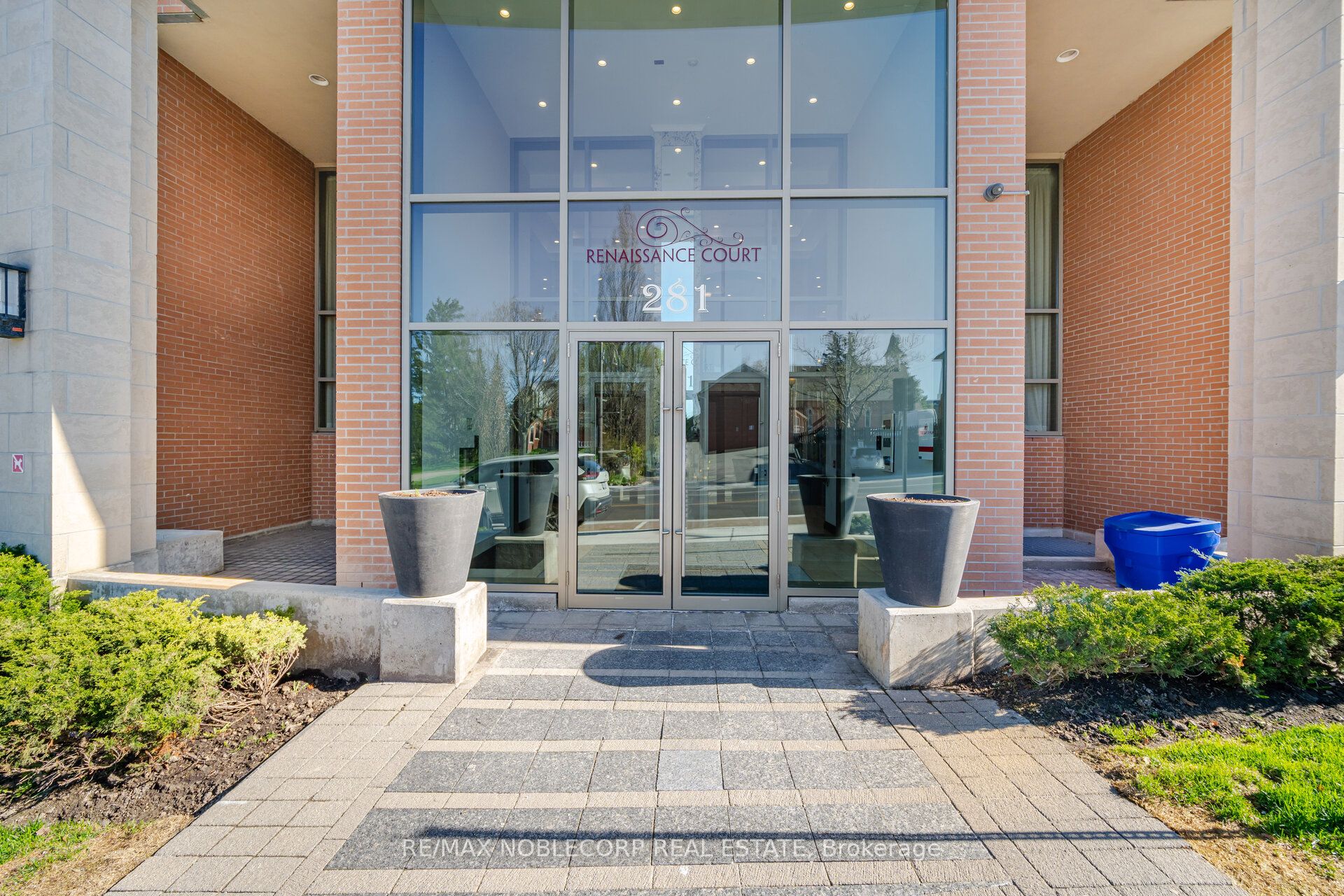 Unit 308 - 281 Woodbridge Avenue, Vaughan 2