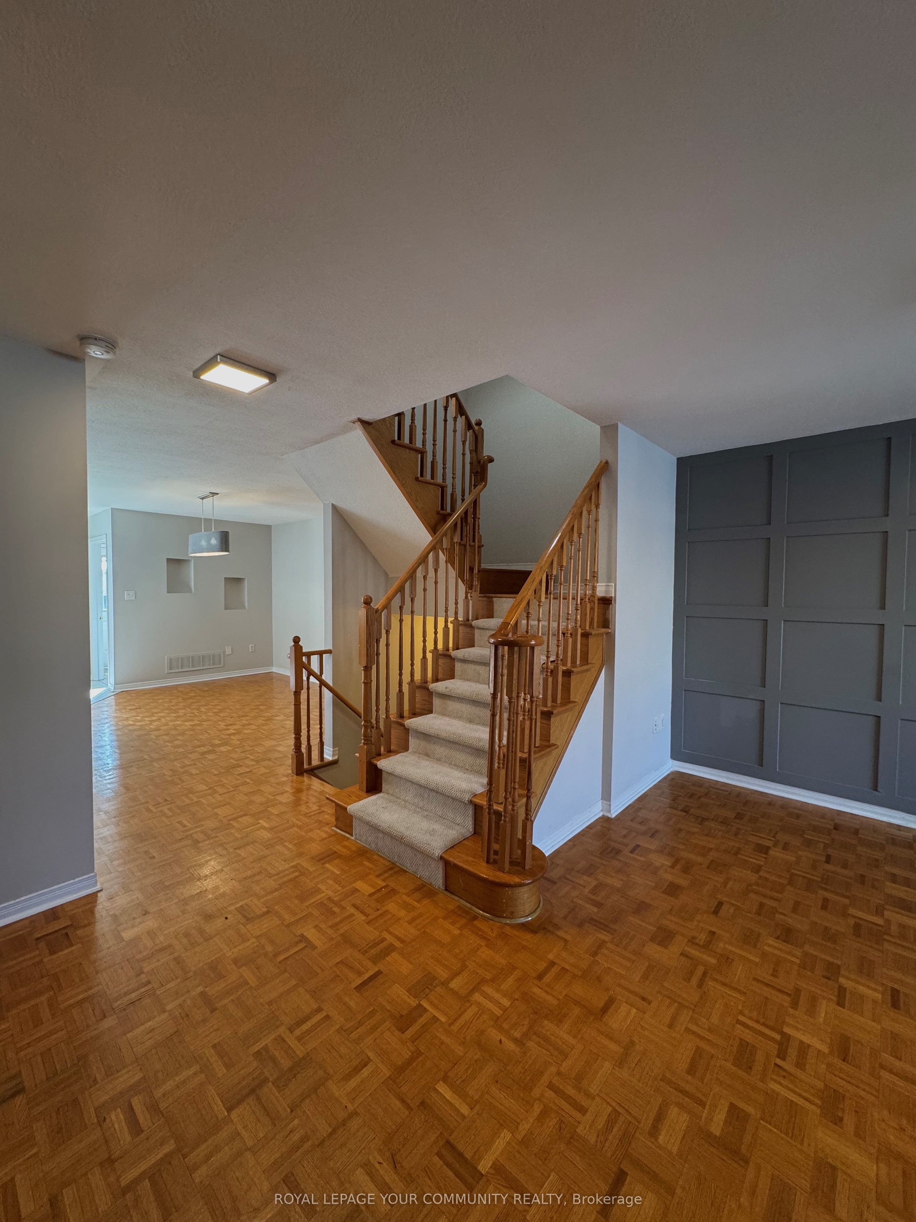 89 Sonoma Boulevard, Vaughan 4