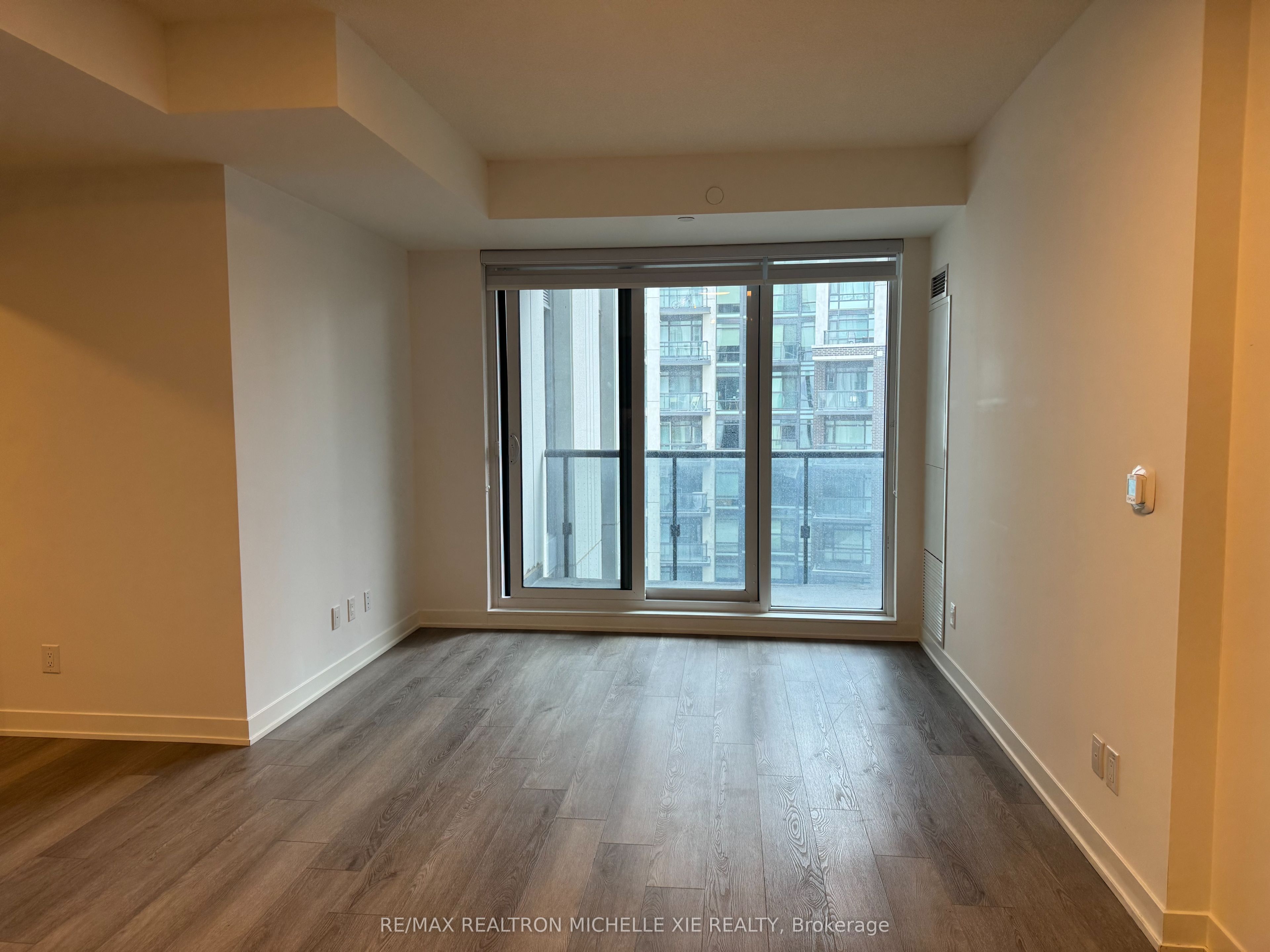 Unit 921 - 8119 Birchmount Road, Markham 4