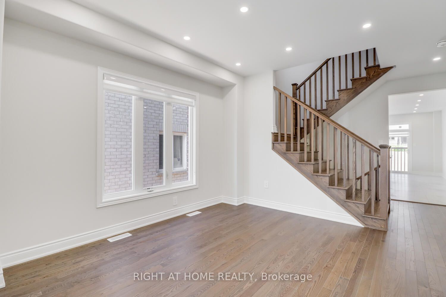 2984 Monarch Drive, Orillia 4