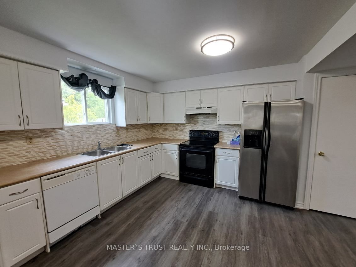 Unit 2 - 22 Brennan Avenue, Barrie 3