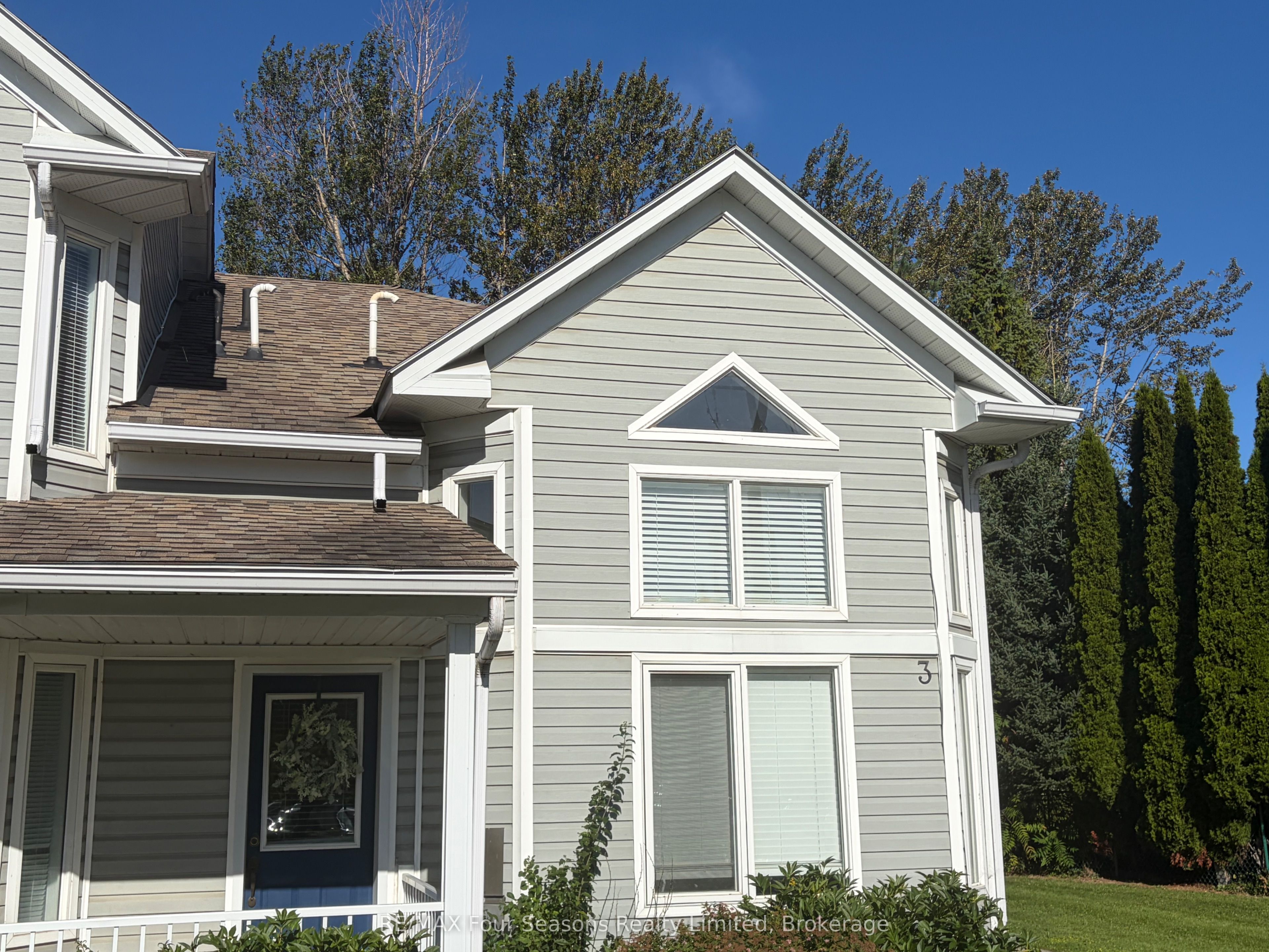 Unit 3 - 295 Balsam Street, Collingwood 2