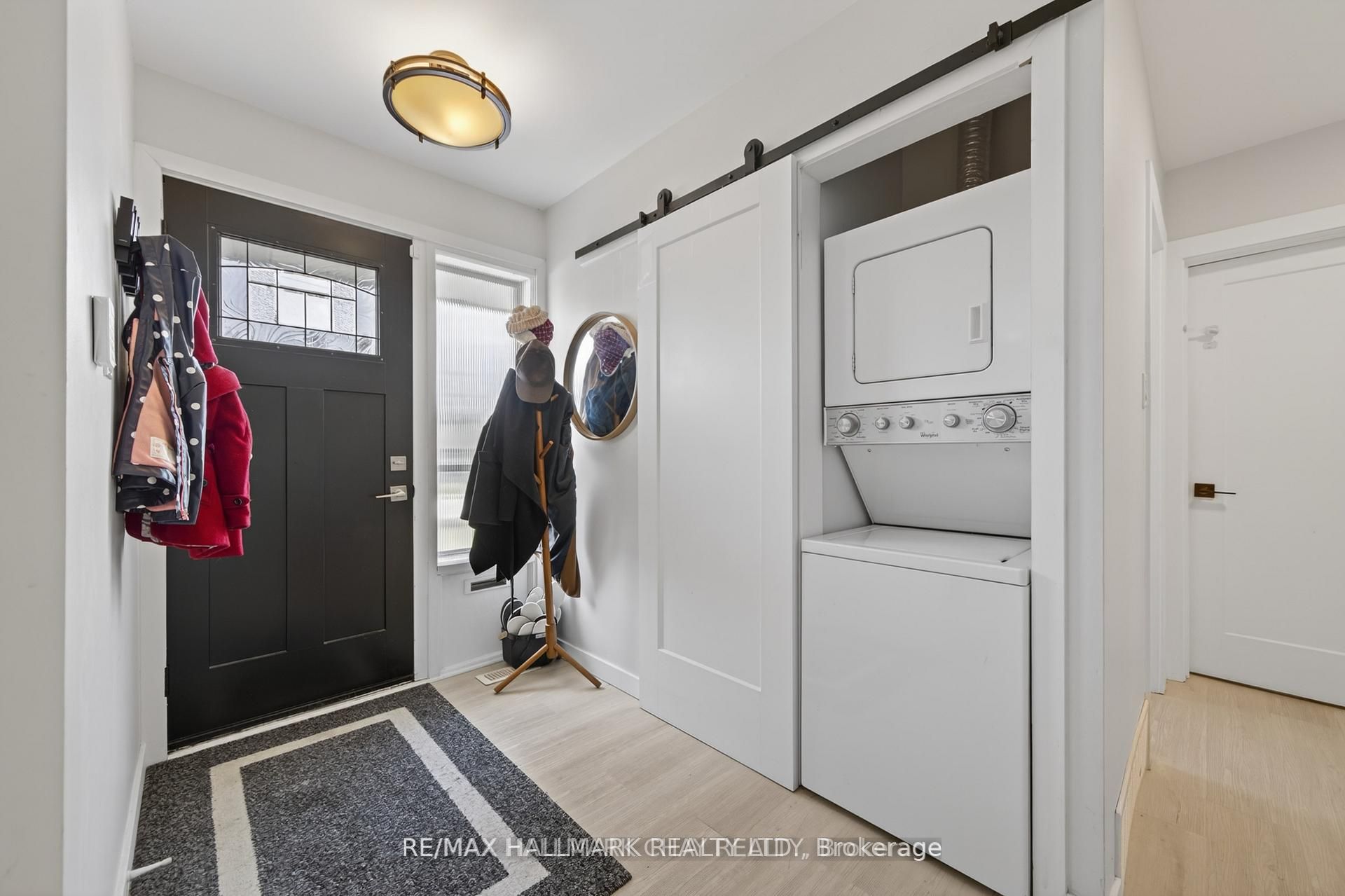 Unit Main floor only - 89 North Street West, Orillia 3