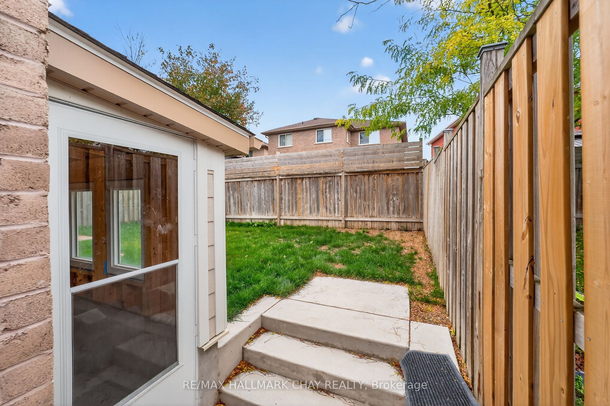 Unit Lower - 158 Pringle Drive, Barrie 2
