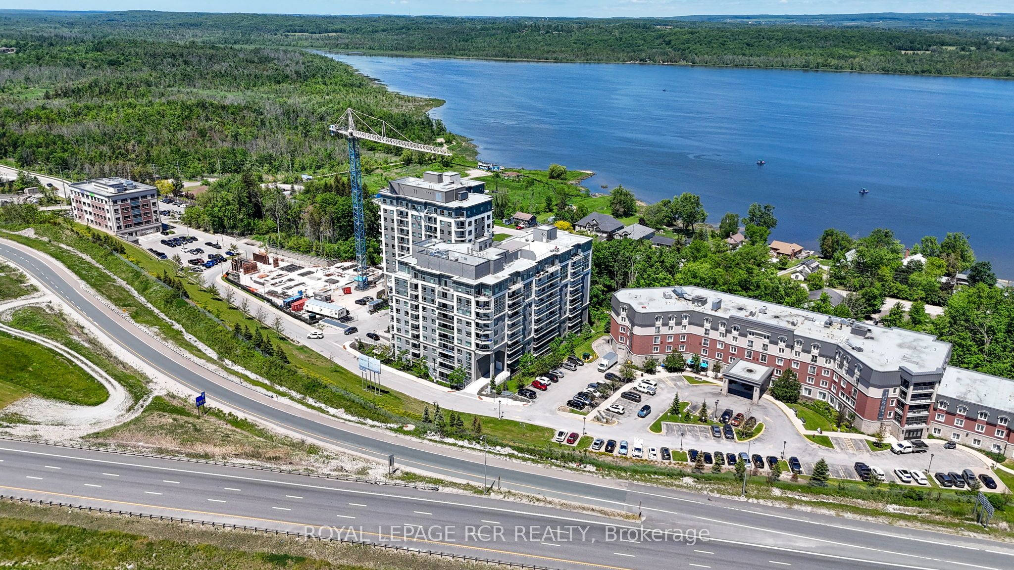 Unit 808 - 58 Lakeside Terrace, Barrie 2