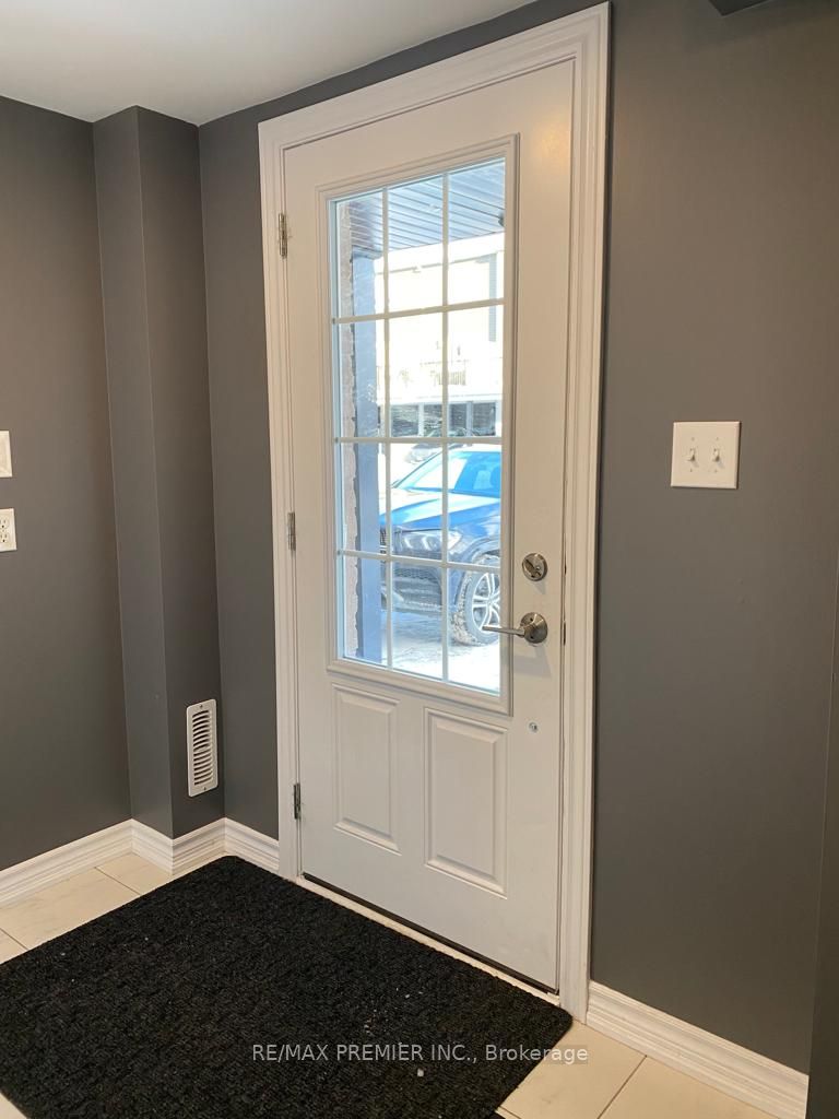 6 Andean Lane, Barrie 2