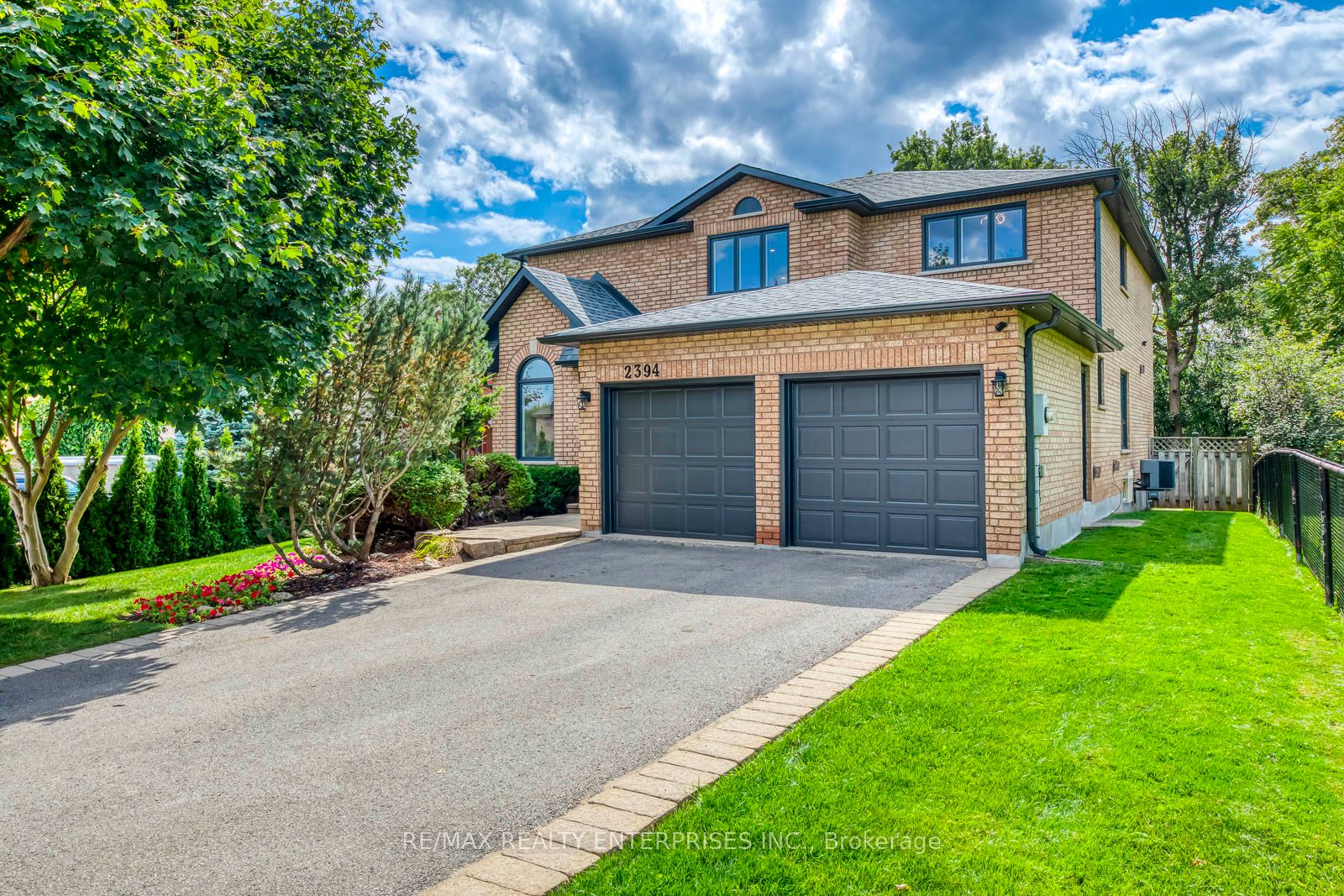2394 Wynten Way, Oakville, Ontario Sold History | HouseSigma