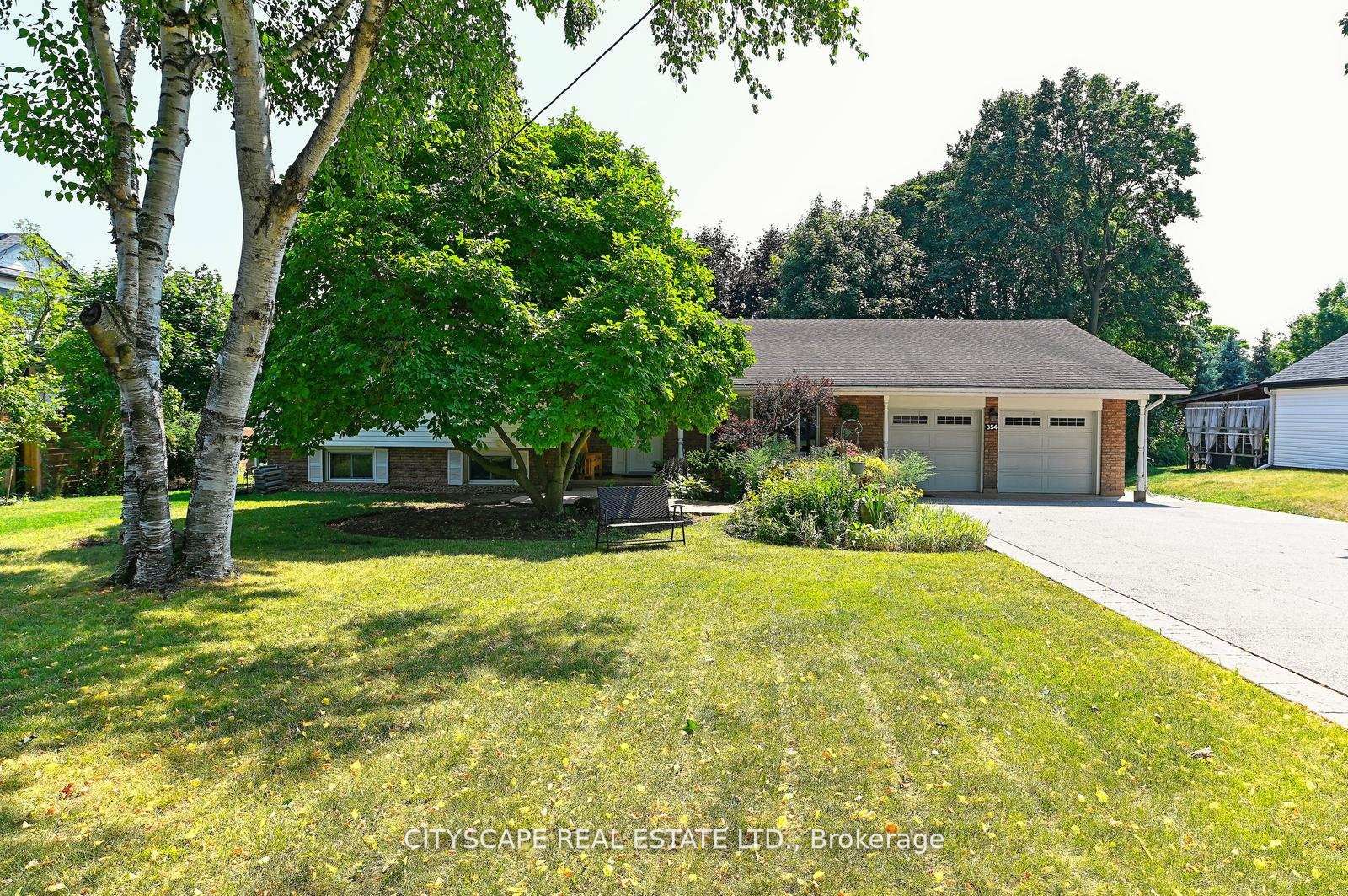 354 Plains Road W, Burlington 2