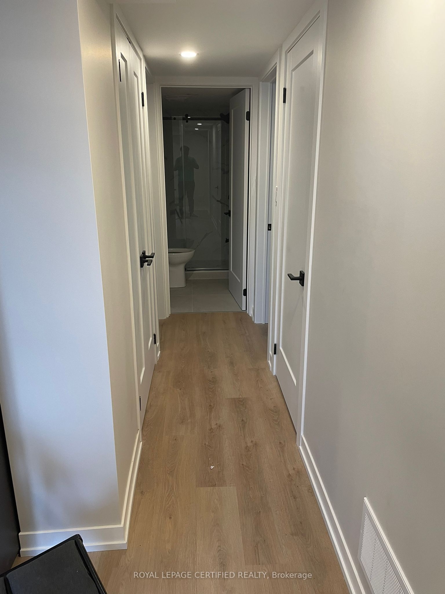 48 Frances Avenue, Etobicoke 4