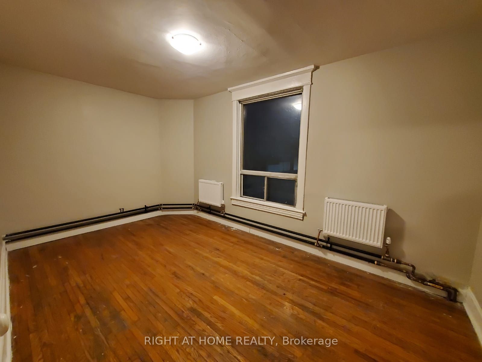 Unit A - 332 Salem Avenue, Toronto 3