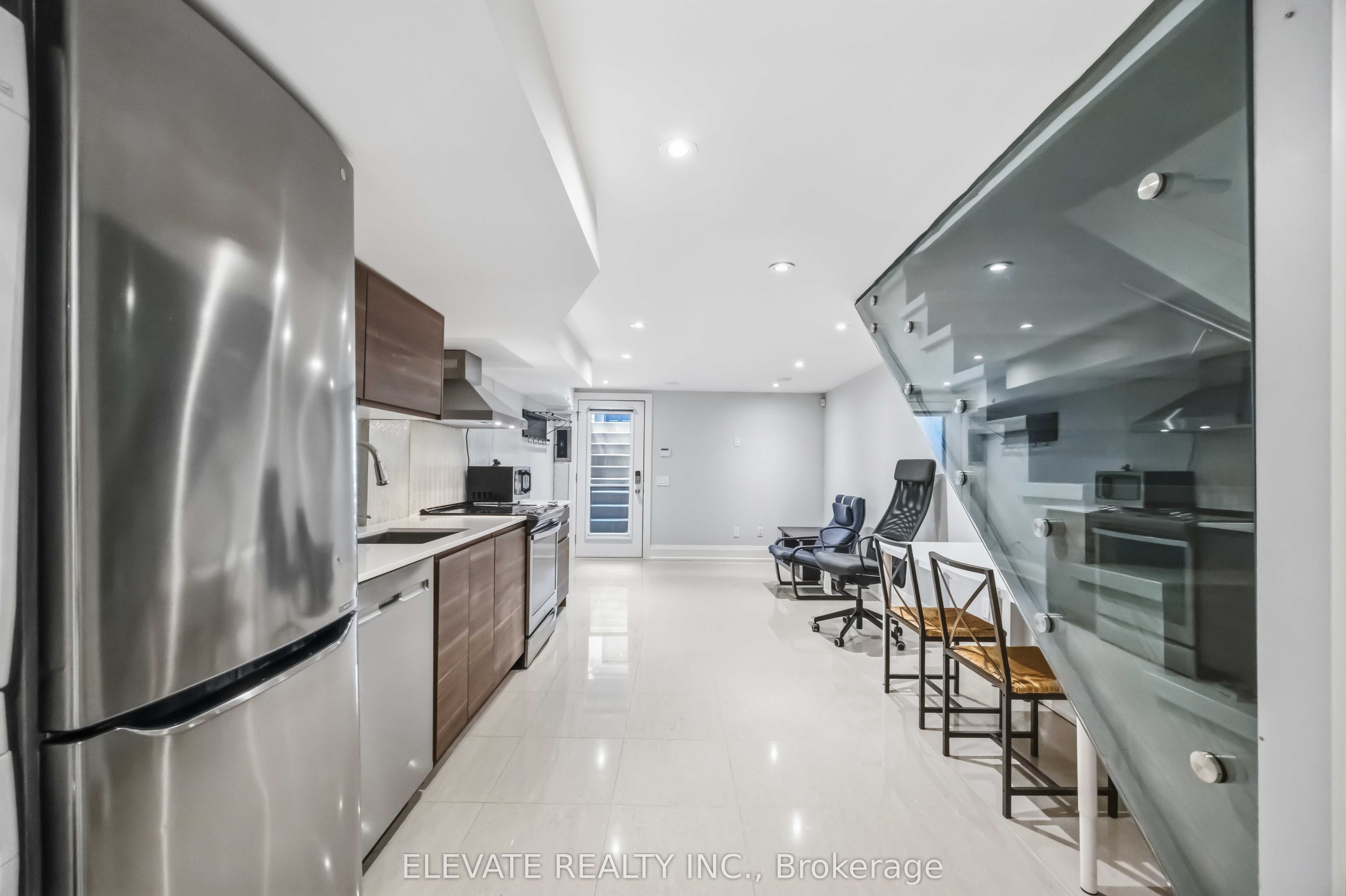 Unit Basement - 220 Gilbert Avenue, Toronto 5