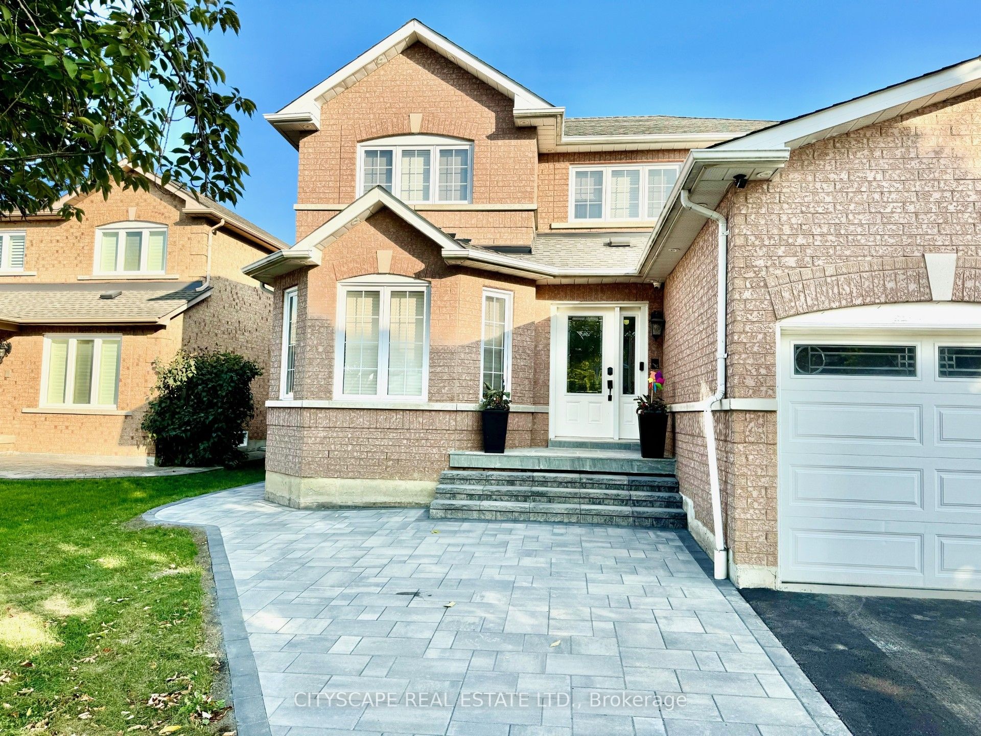 6421 Donway Drive, Mississauga 2