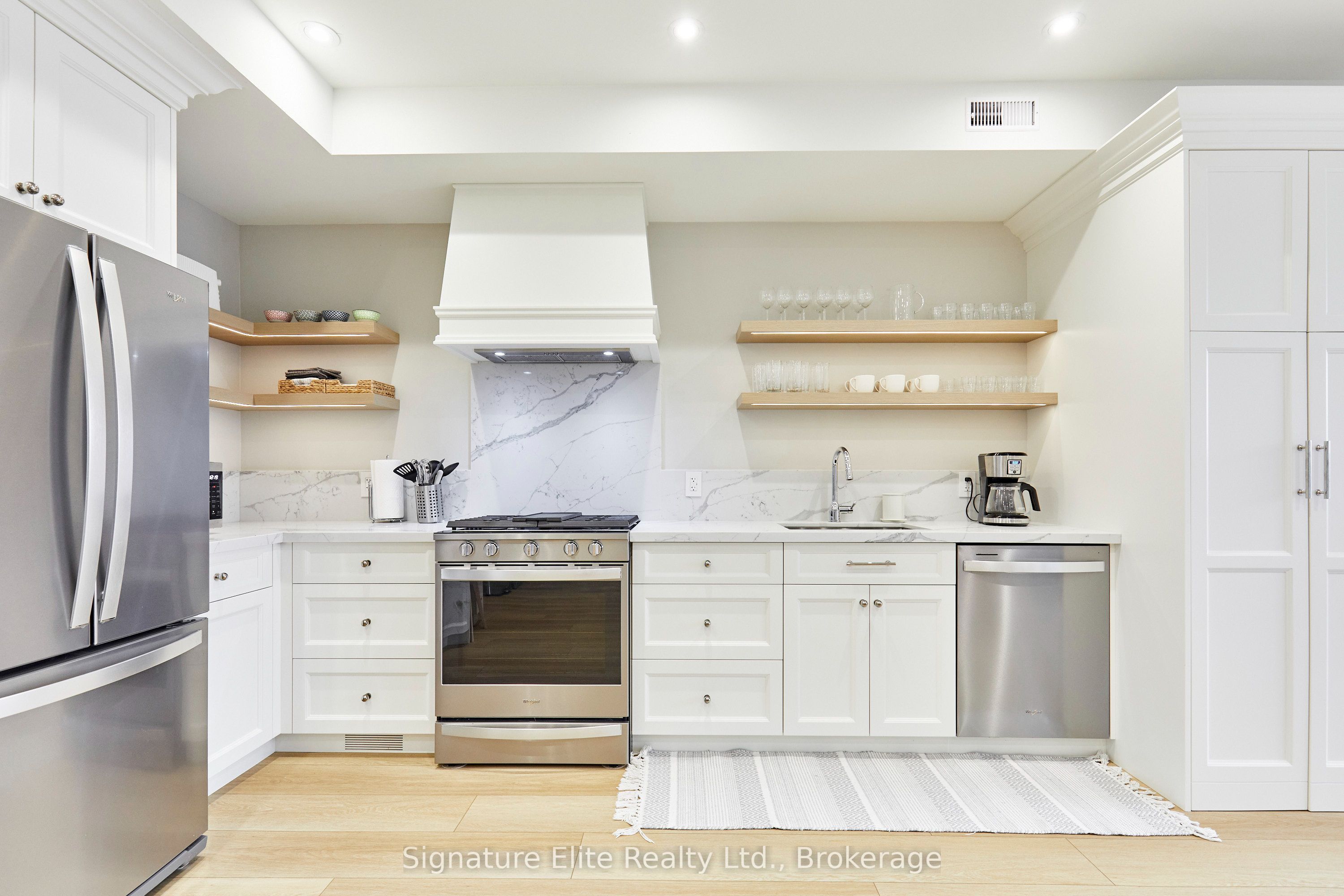 Unit Unit 2 - 30 Amesbury Drive, North York 4