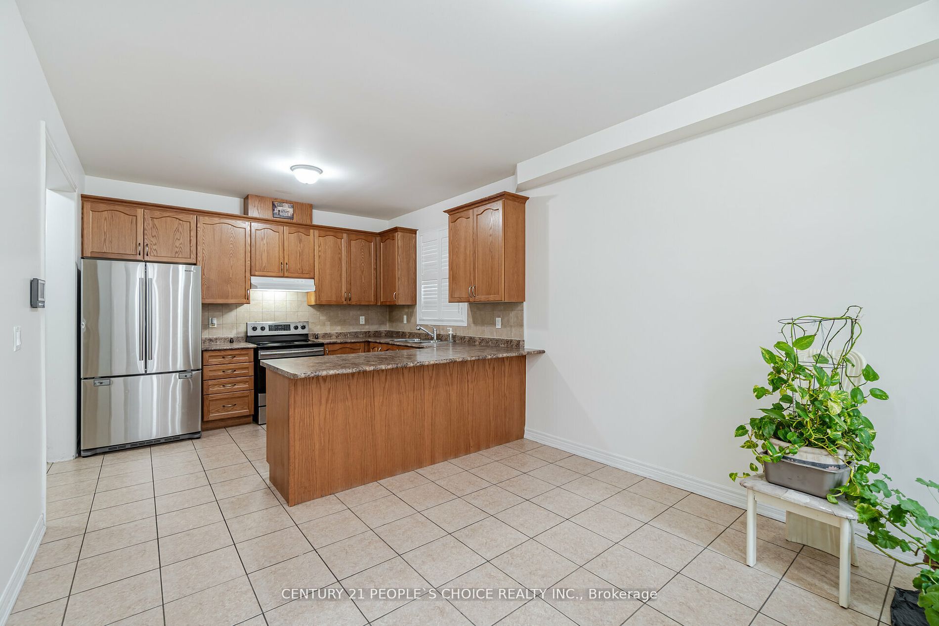 7 Toddville Road, Brampton 5