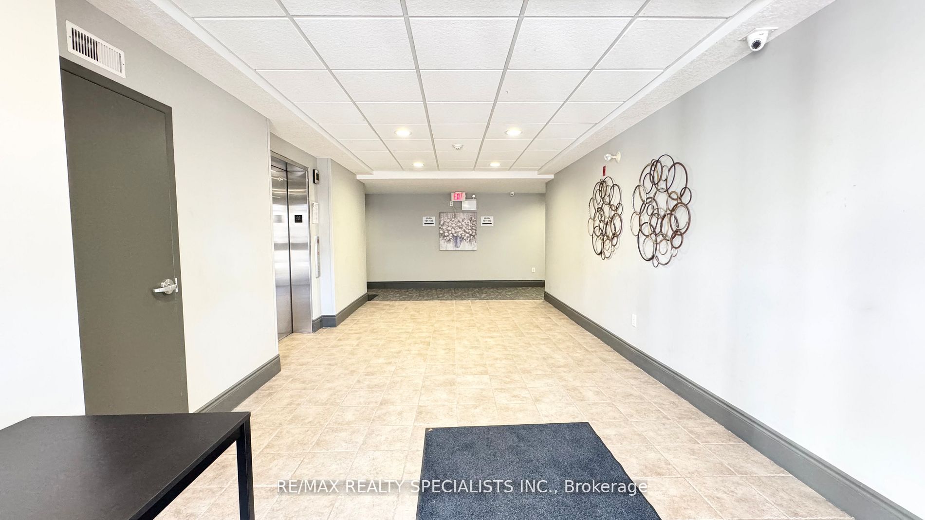Unit 112 - 4016 Kilmer Drive, Burlington 5