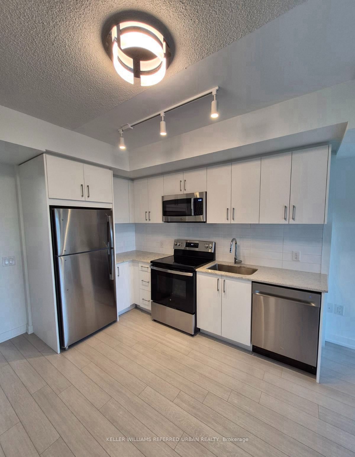 Unit 1014 - 4010 Eglinton Avenue W, Etobicoke 4