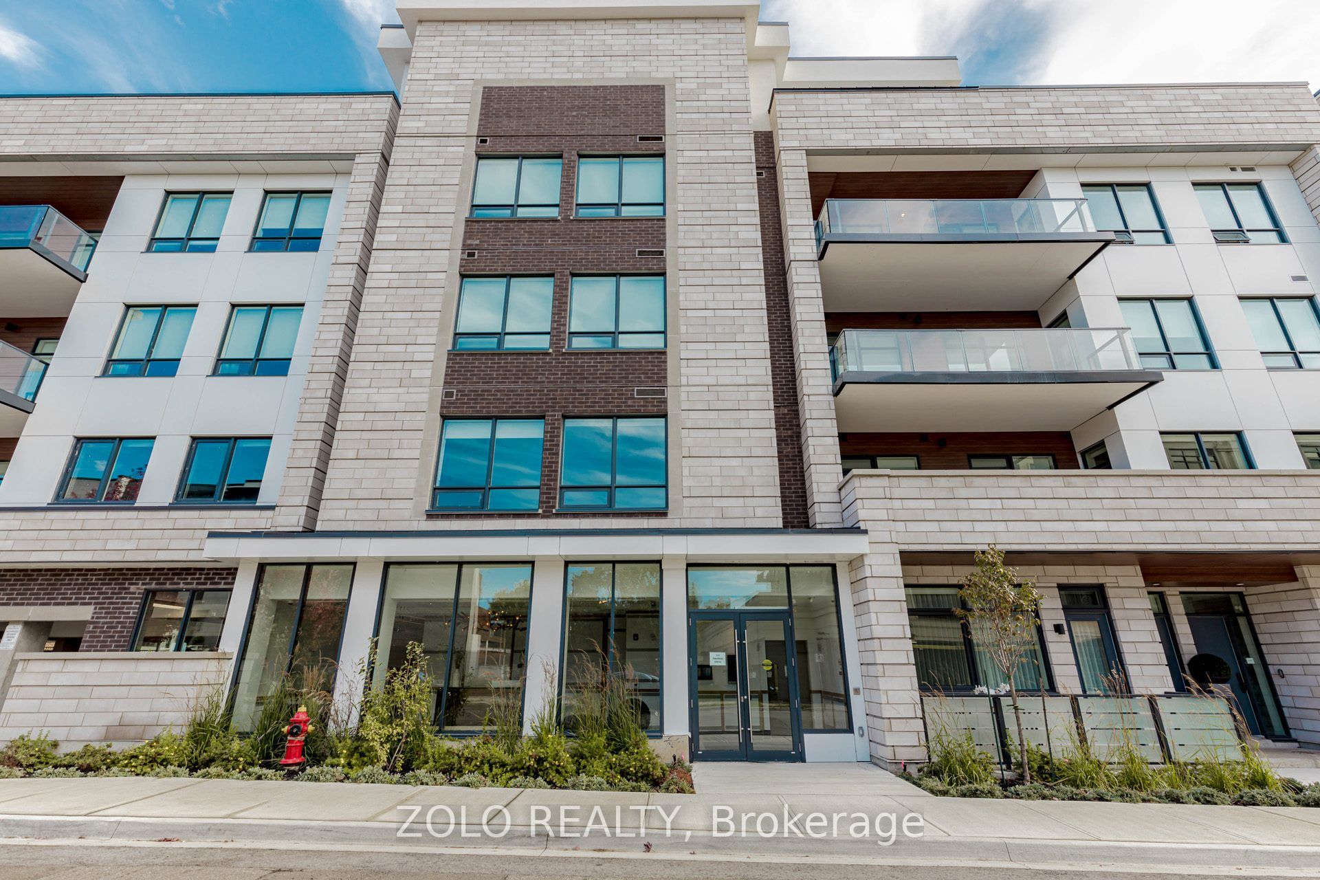 Unit 208 - 123 Maurice Drive, Oakville 2