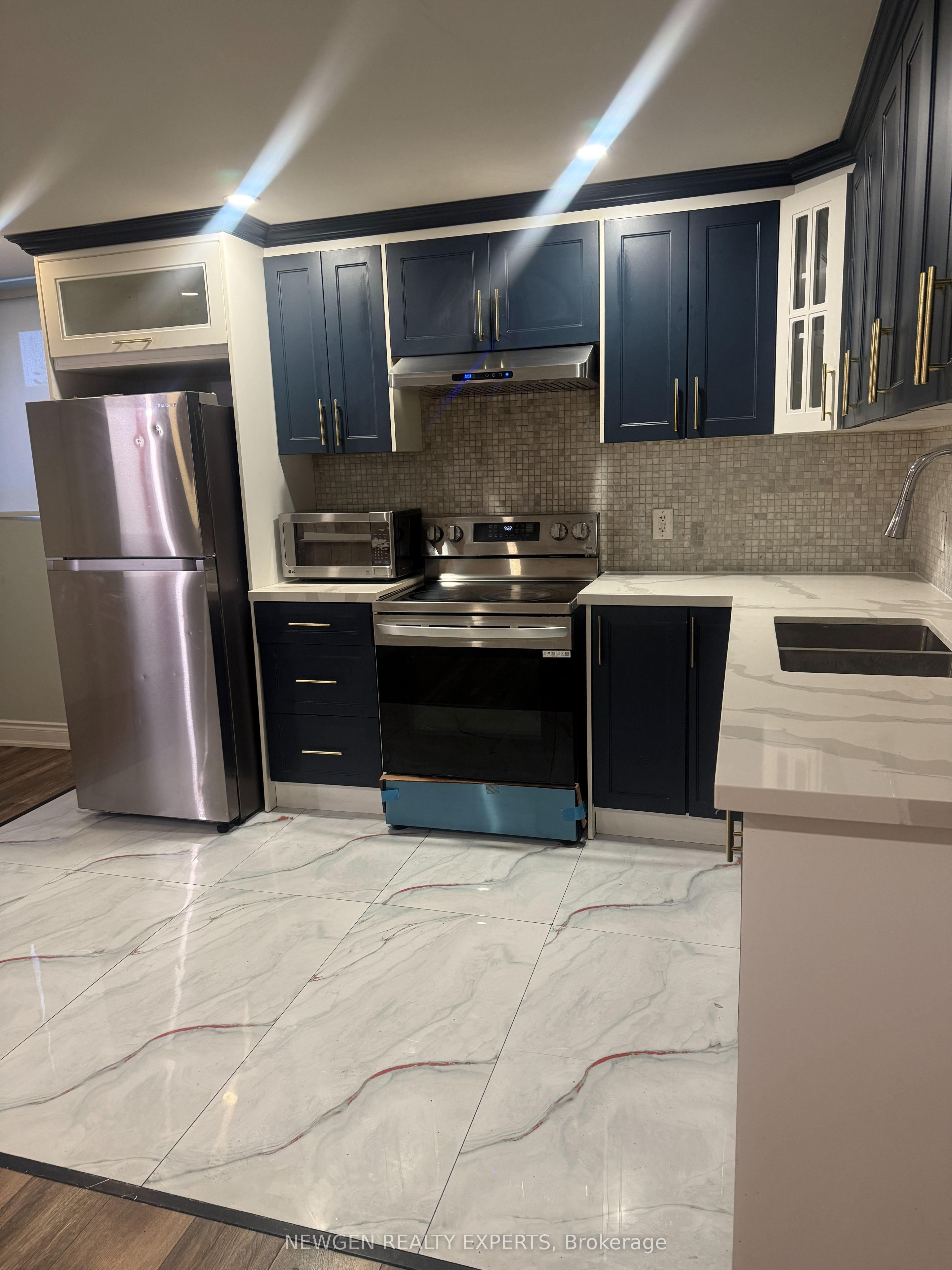 Unit Bsmnt - 23 Hawtrey Road, Brampton 3