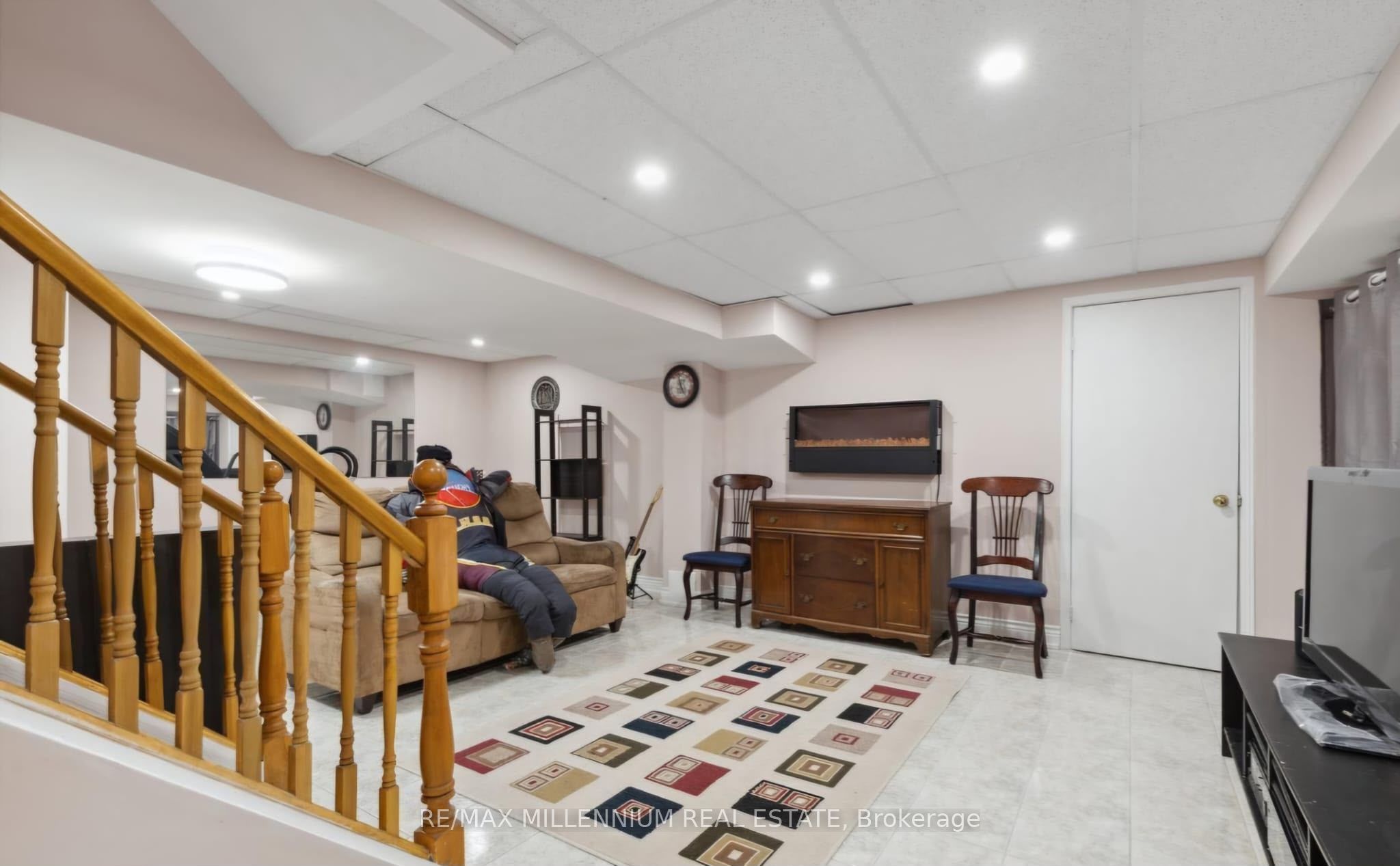 Unit Basement - 5687 Goldenbrook Drive, Mississauga 5