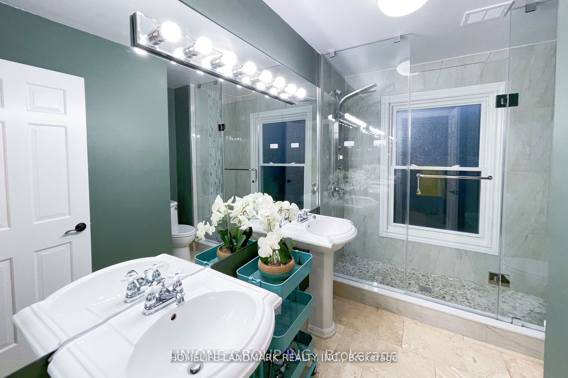 Unit B5 - 2415 Jarvis Street, Mississauga 3