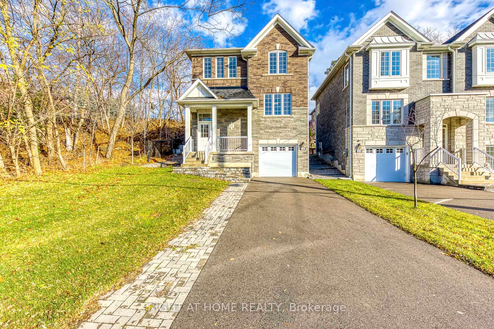 2581 Islington Avenue, Etobicoke 2