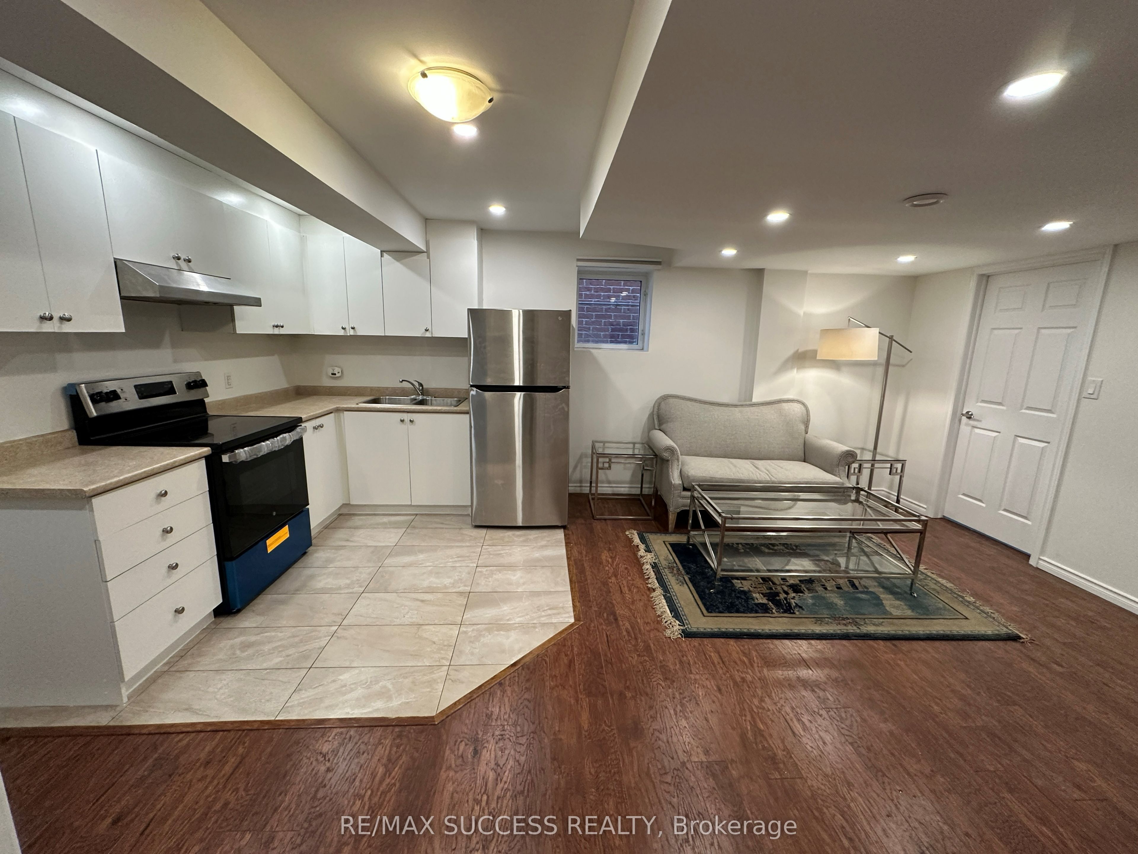 Unit Basement - 916 Minchin Way, Milton 4