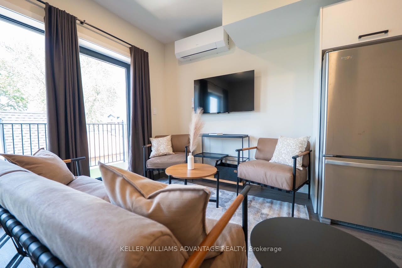 Unit Unit 3 - 50 Castleton Avenue, Toronto 5